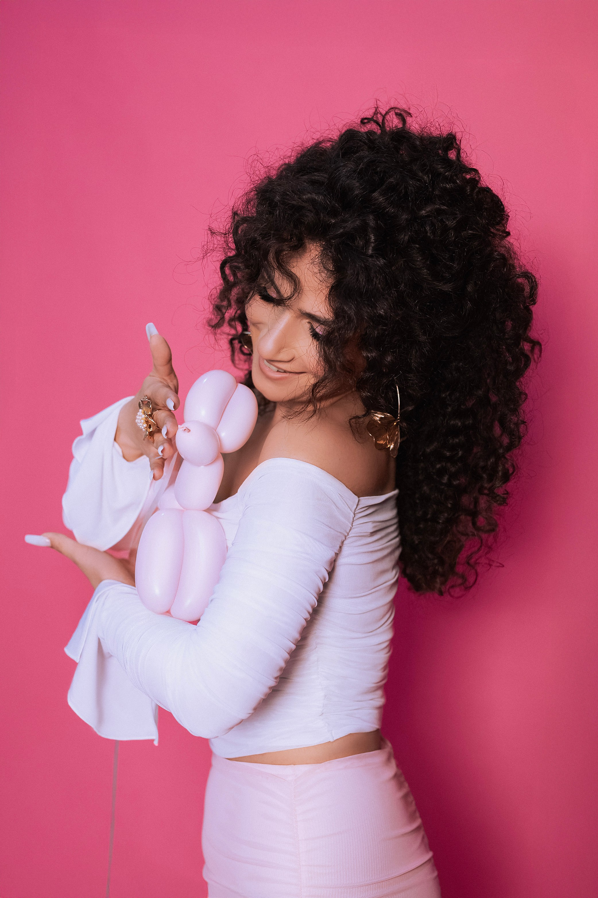 Pink dog. Фотограф и ретушер. (Армения/Россия)