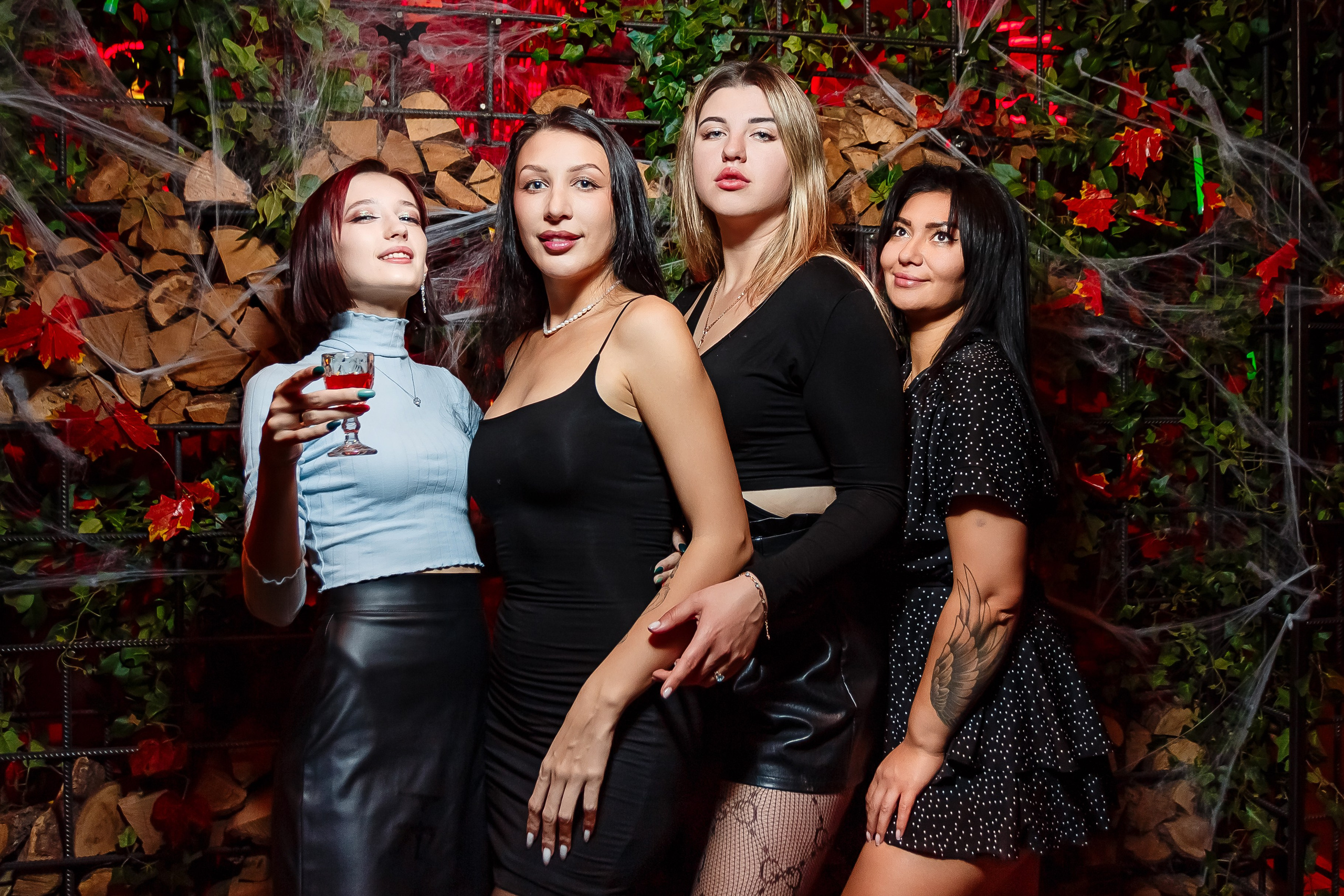 Пьяный плющ «Halloween"_Симферополь_2.11.2024. Аминов Руслан | Фотограф