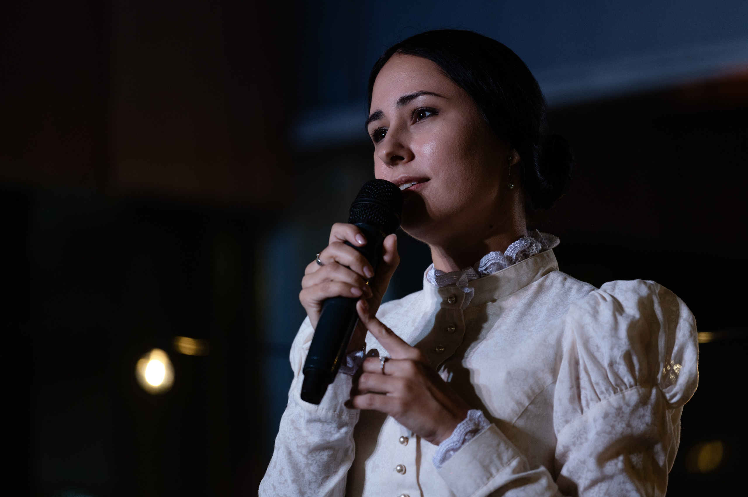 Поэтический клуб «Птицы». Краснодарский дом Книги. Профессиональная фотосессия в Краснодаре | Фотограф Денис Труфанов