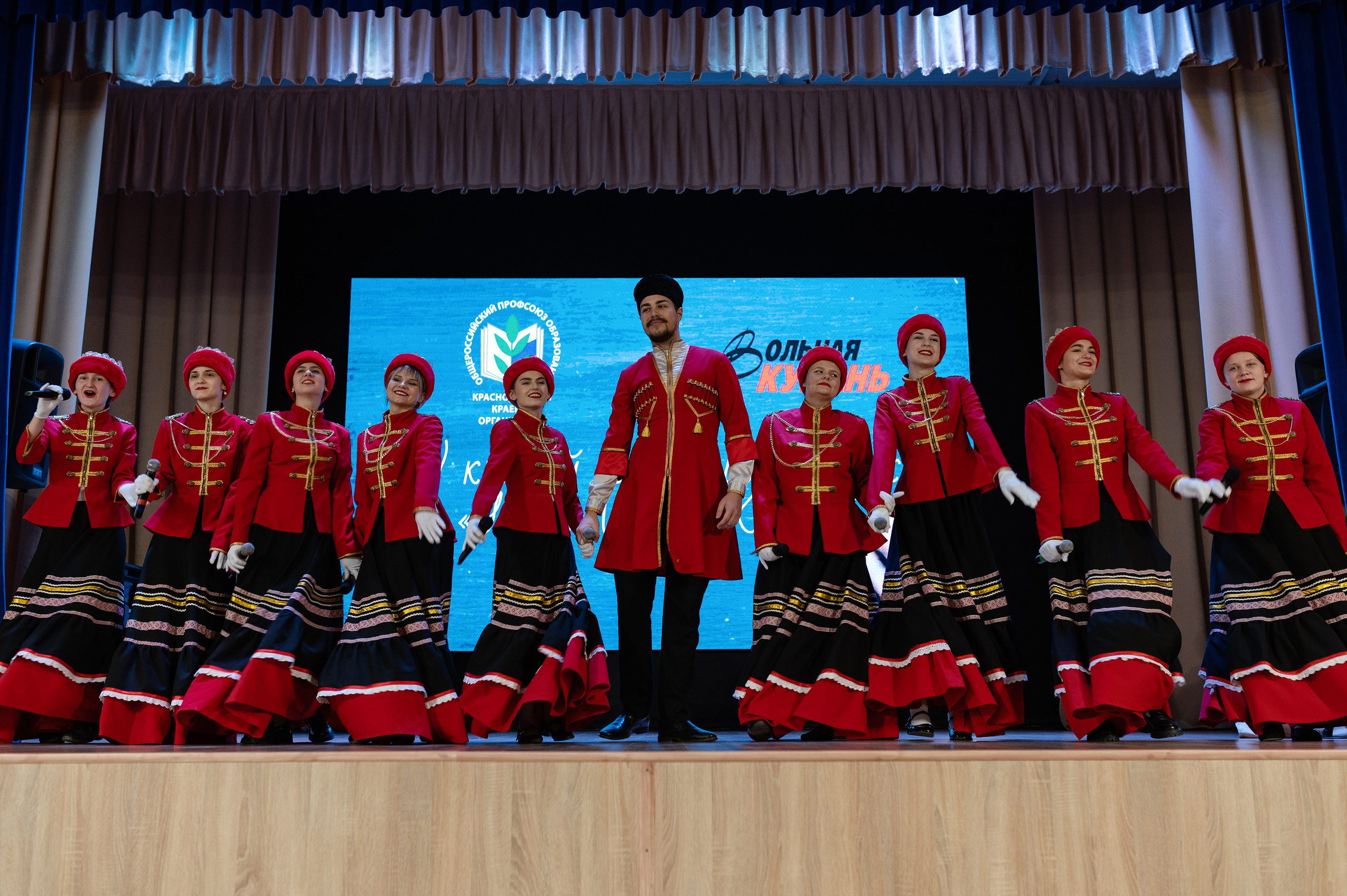 Учитель. Школа. Жизнь. Профессиональная фотосессия в Краснодаре | Фотограф Денис Труфанов