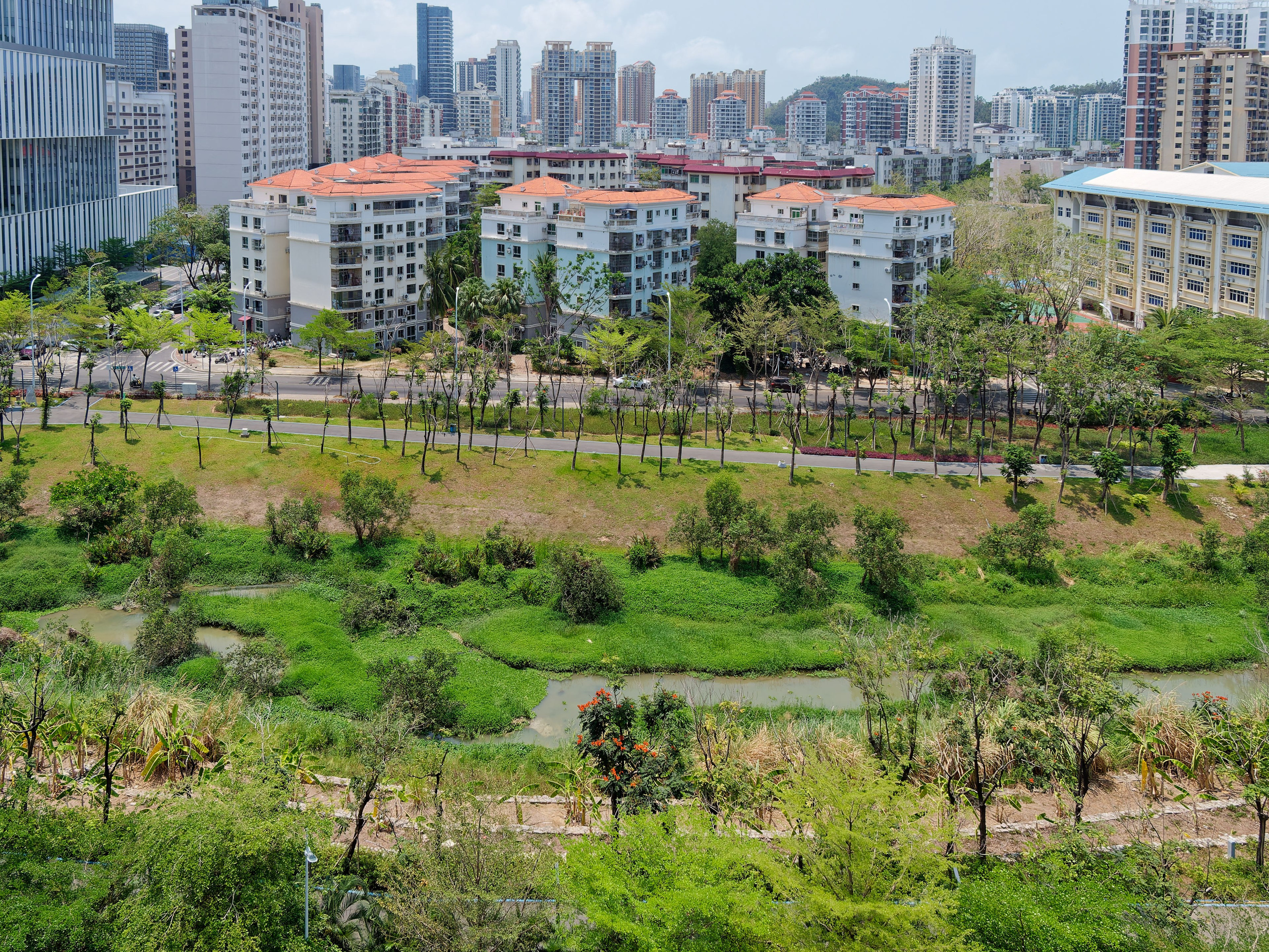 Хайнань 2026, улицы Ялунвань и Саньи. Фотопрогулки по Миру