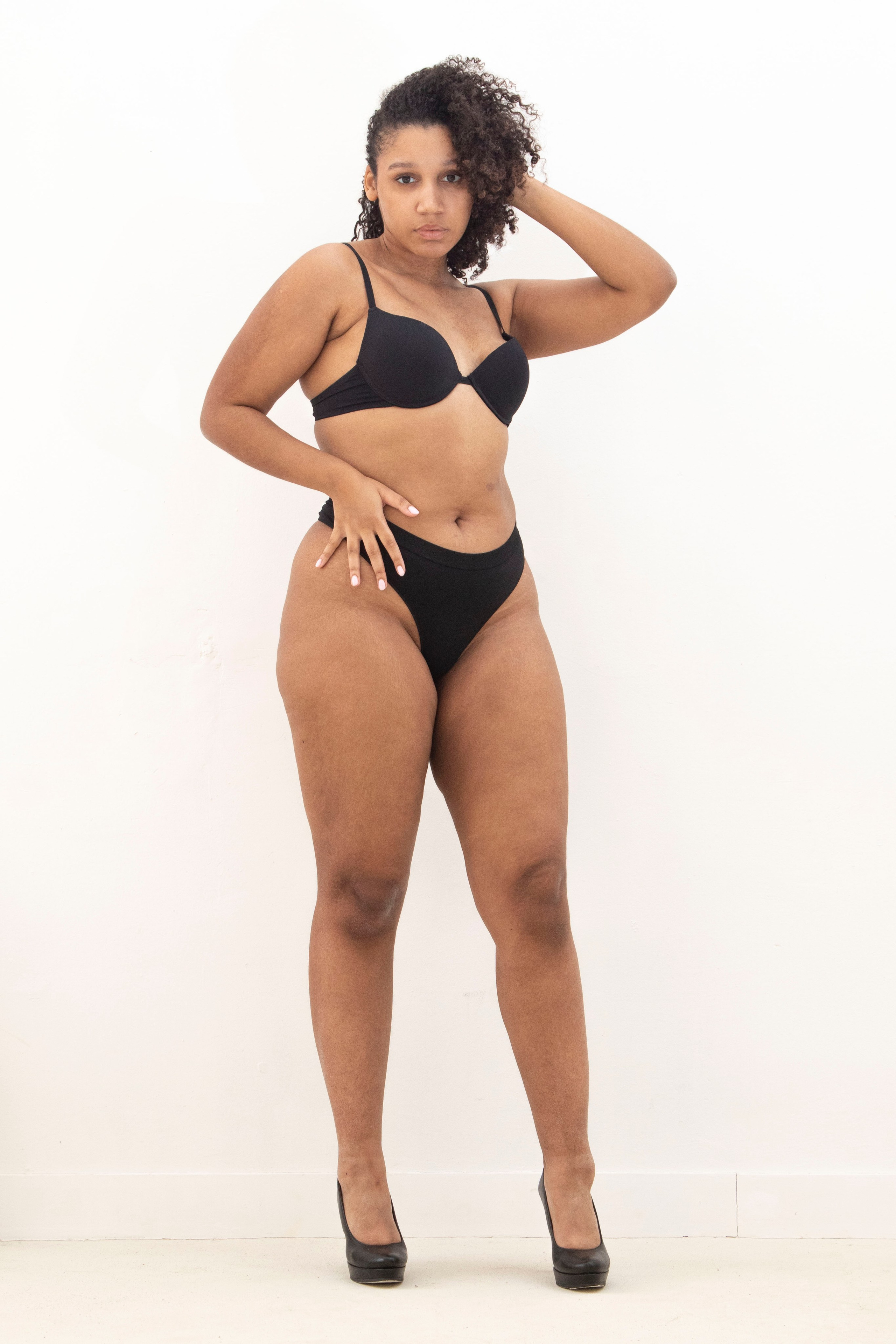 Ольга. Фотограф для брендов Любовь Батина (Спб/Мск)