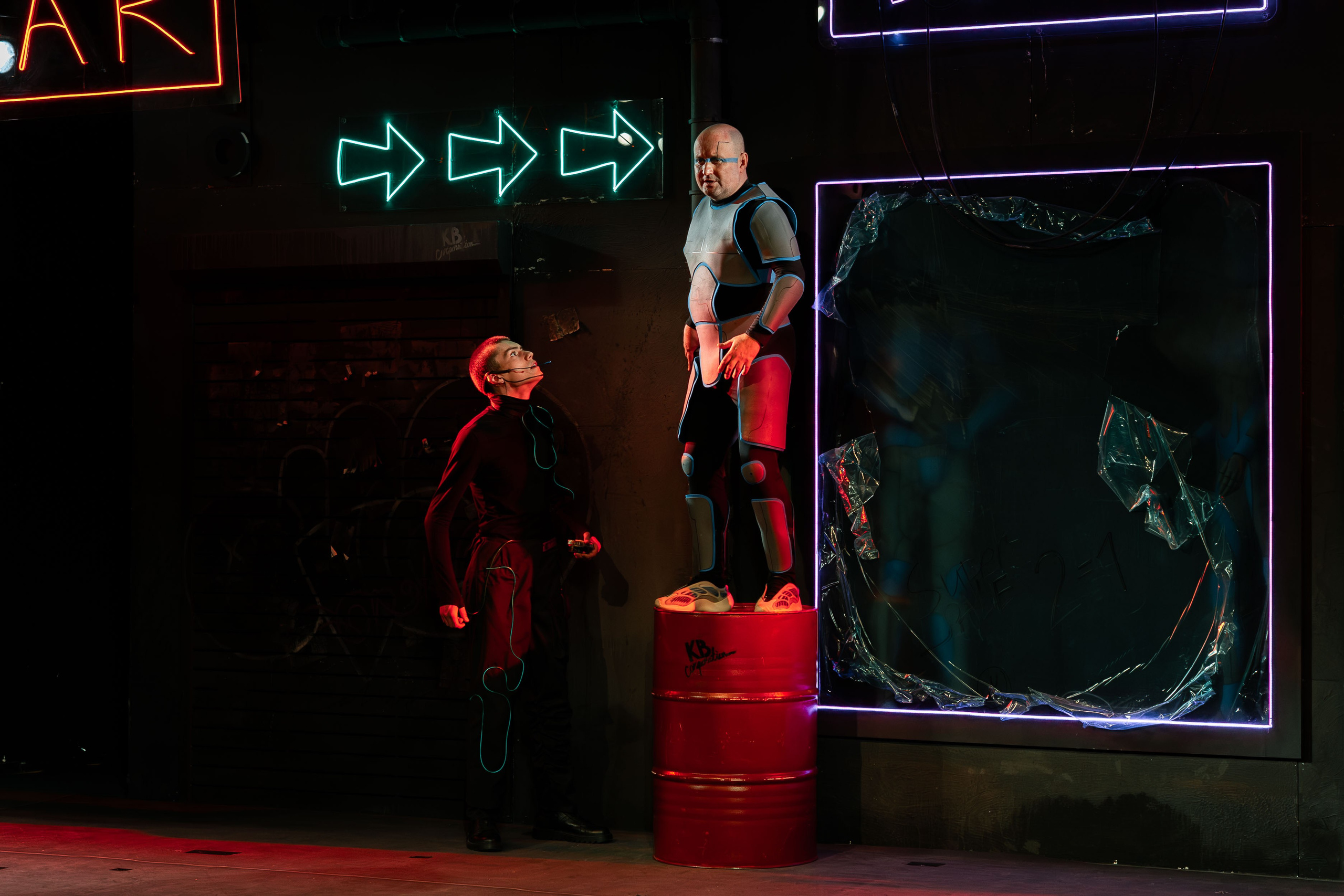 Театр Юного Зрителя «Буратино 2087». Кадр Плюс — Фотография с характером «Визуальный продюсер и фотограф Марк Файзулин»