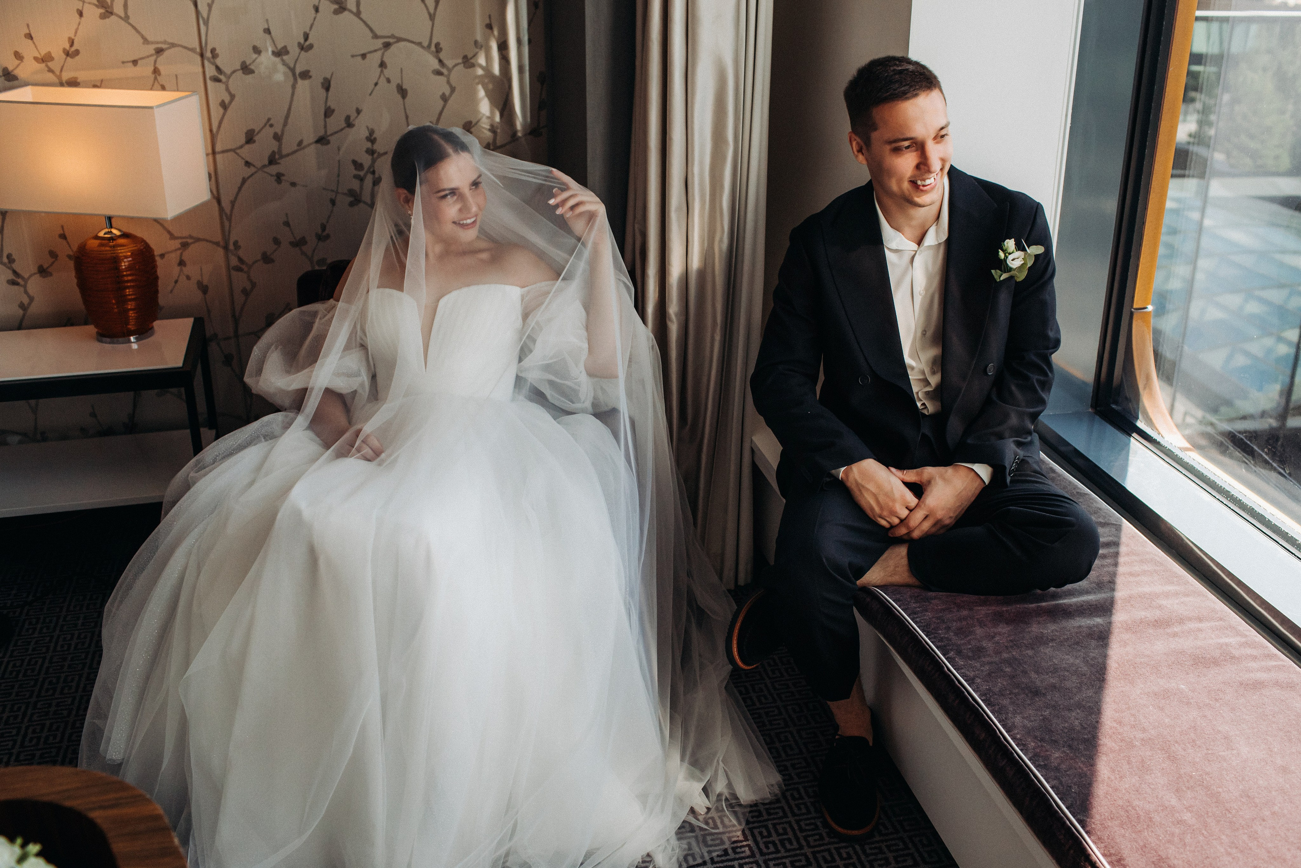 Vlad & Nadya (Saint-Petersburg, Russia). Destination wedding photographer Peter Letu