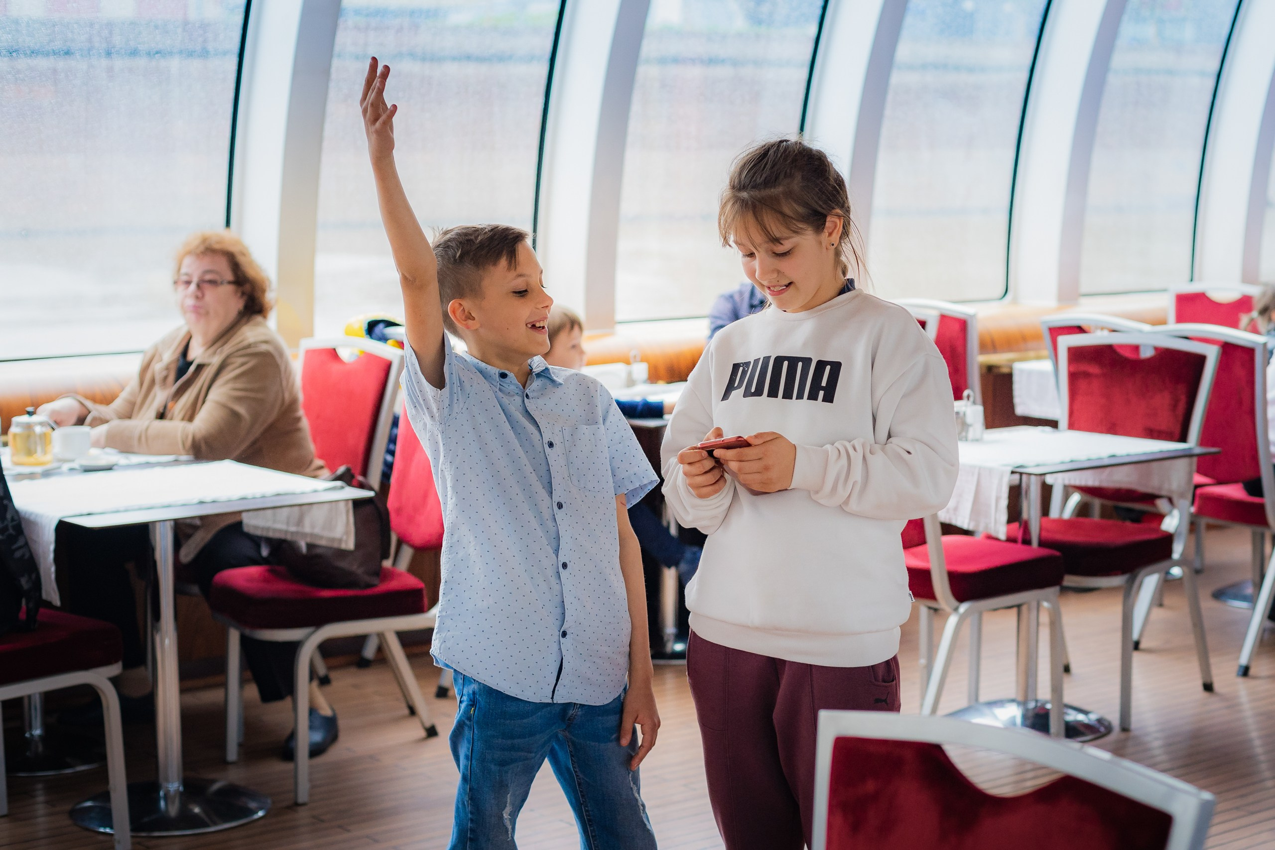 Выпускной на теплоходе. 4 класс