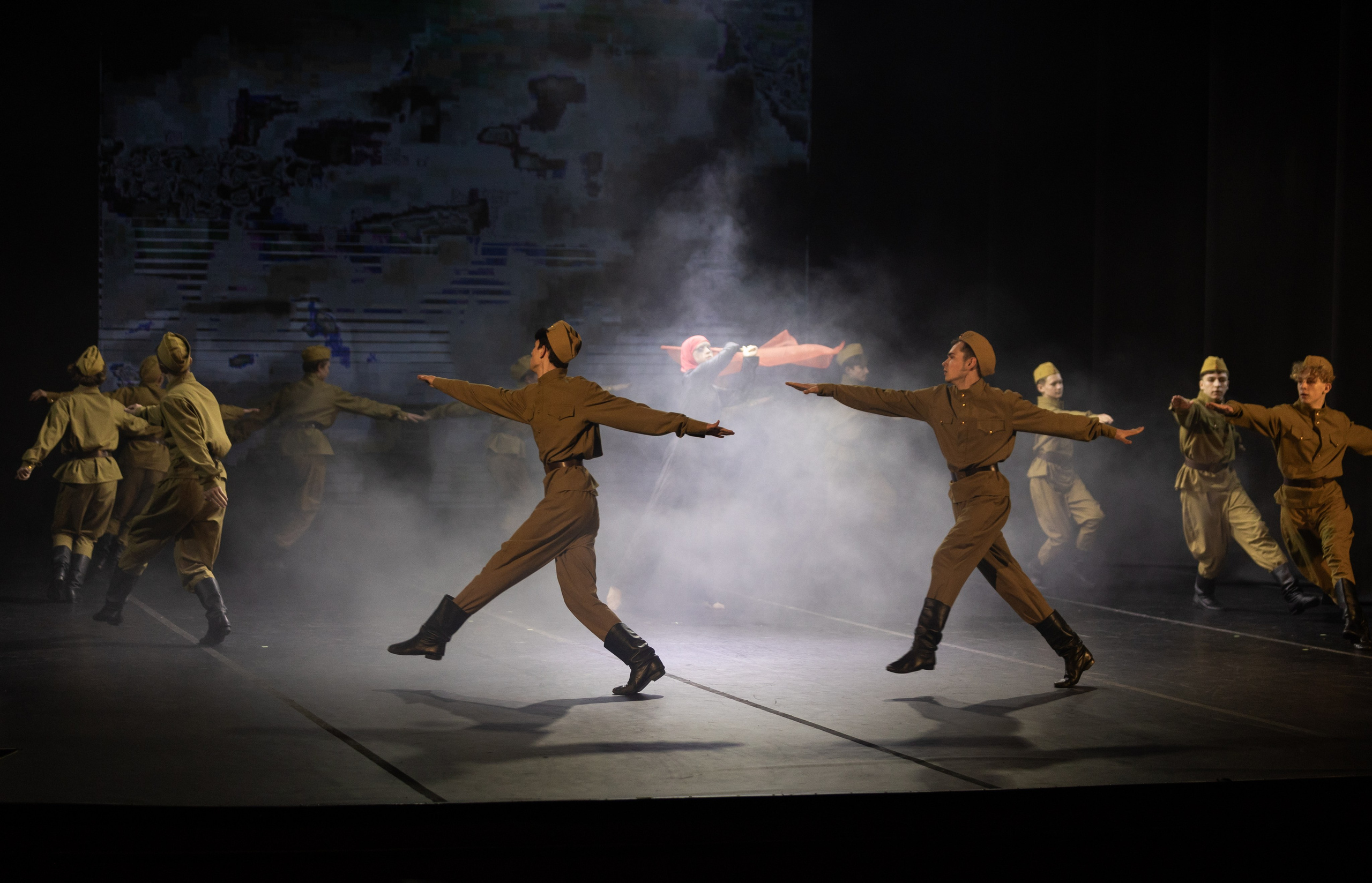 Спектакль «Будем жить». Молодежный театр Призма. Фотограф в Нижнем Новгороде, Дзержинске Олеся Хозяева