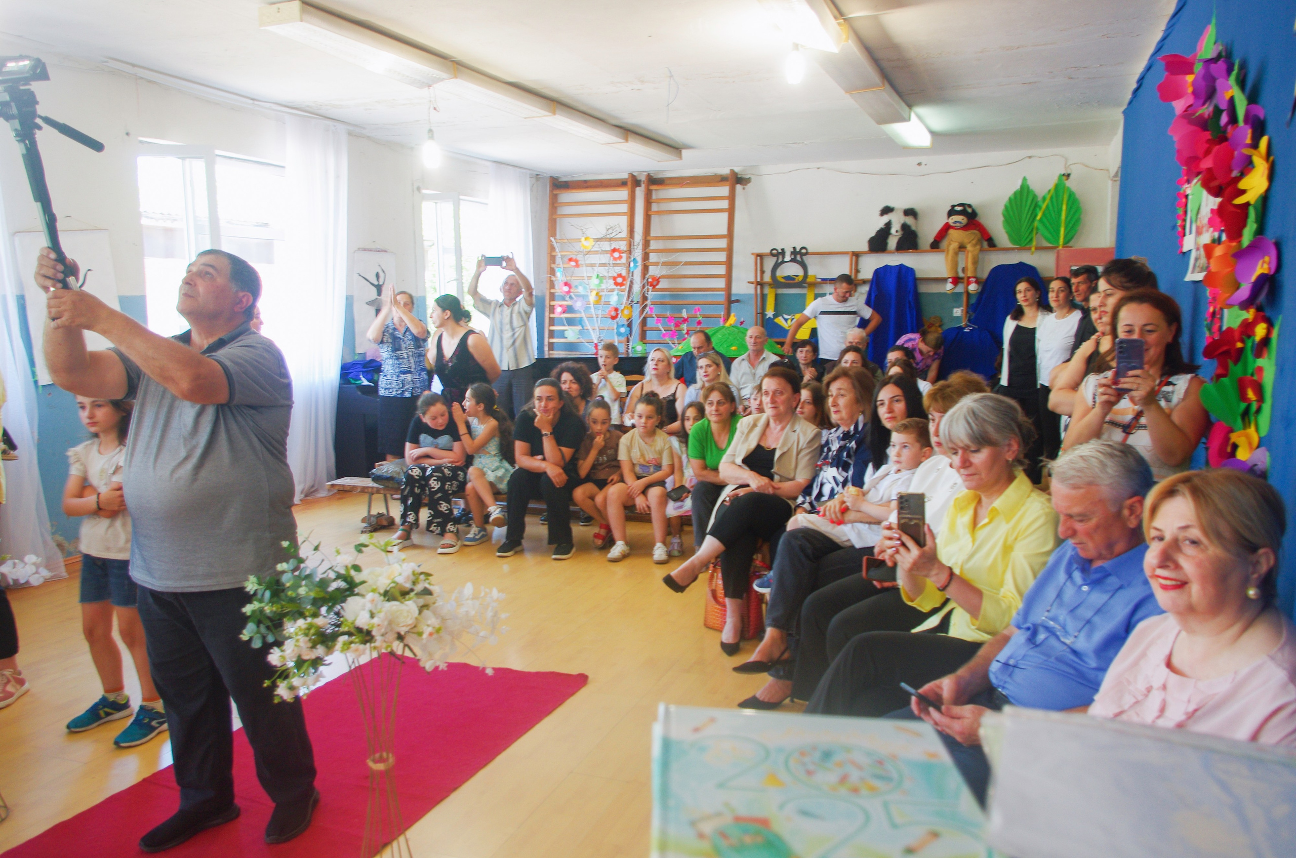 В детском саду. Портретный фотограф Денис Милютин