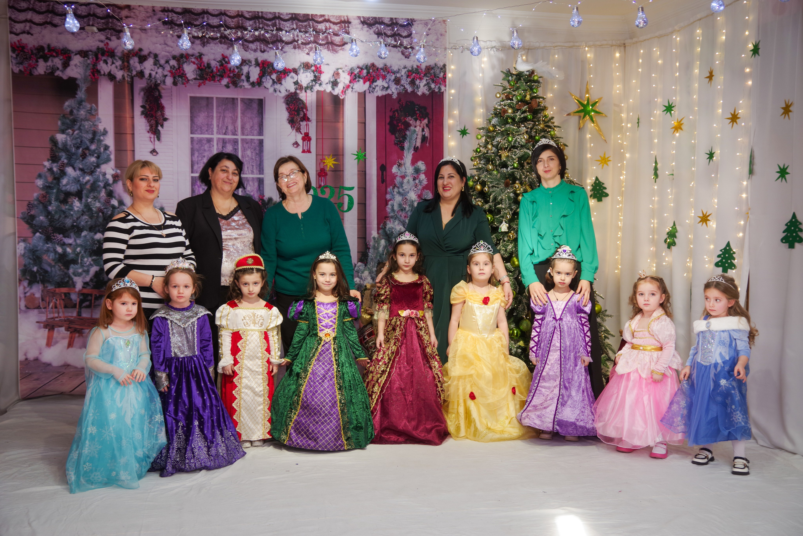 Теремок на Новый год. Портретный фотограф Денис Милютин