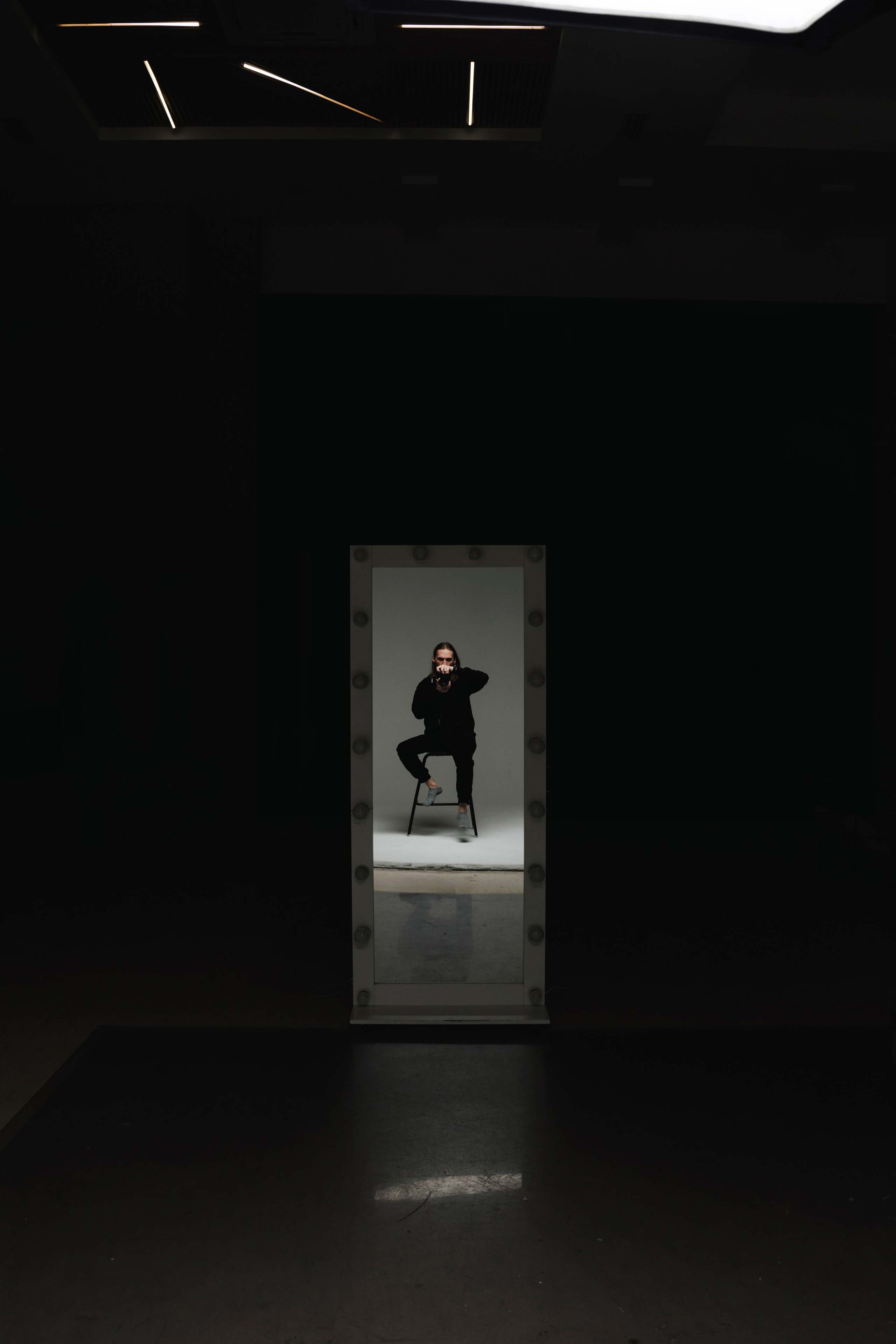 Женская фотосессия в минимализме. Профессиональный фотограф в Санкт-Петербурге Александр Волосенцев