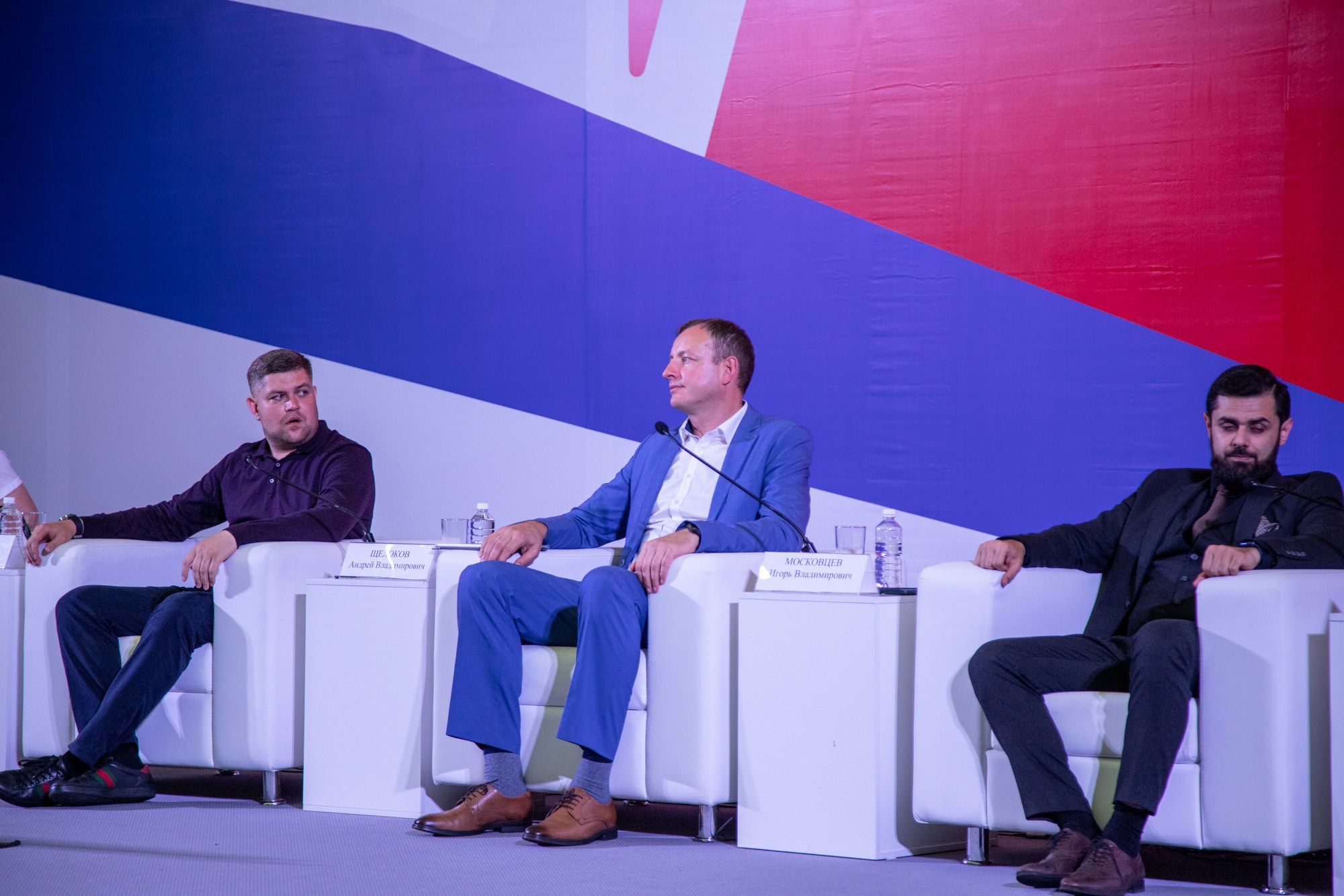 Первый фестиваль Движения Первых в Краснодаре. Репортажный, промышленный и маркетплейс-фотограф Дмитрий Чернат