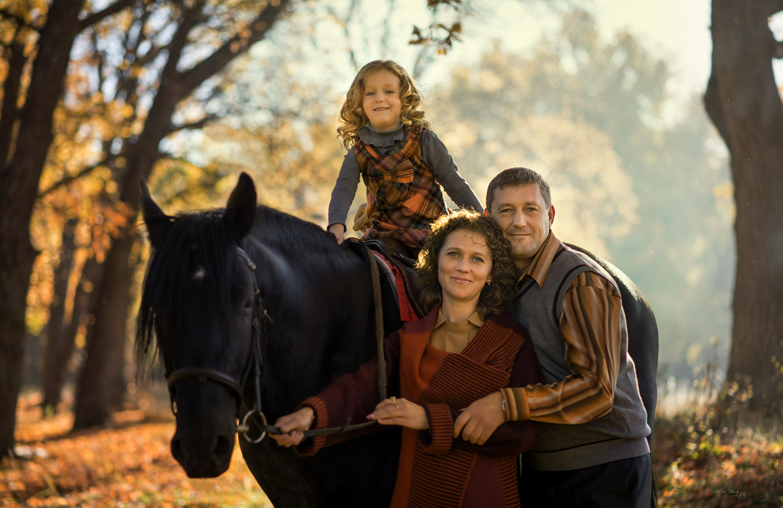 Семейная съемочка с Пиратом. Конный фотограф в Саратове Юлия Иванова