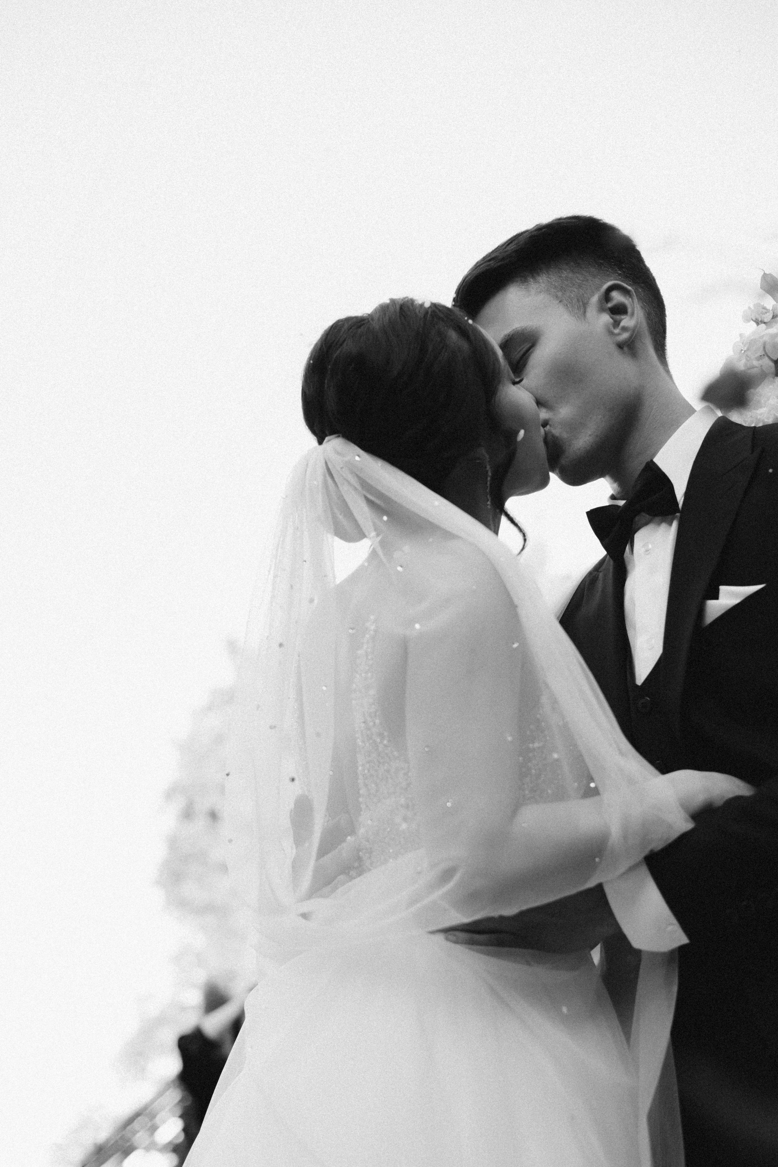 Вика и Ваня. Эстетичный свадебный репортаж в любом городе страны