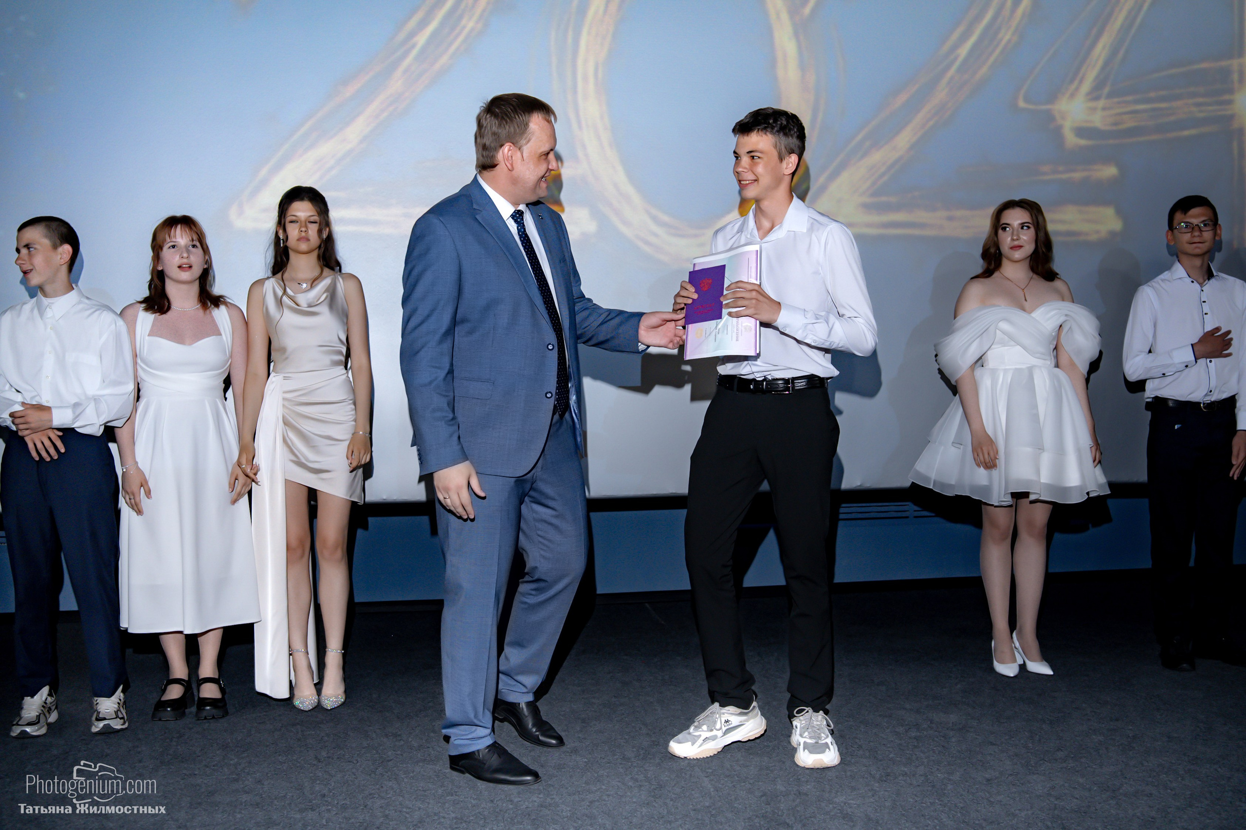 Выпускной 9"Д» класс школа № 35. Фотограф Нижний Новгород Татьяна Кейод