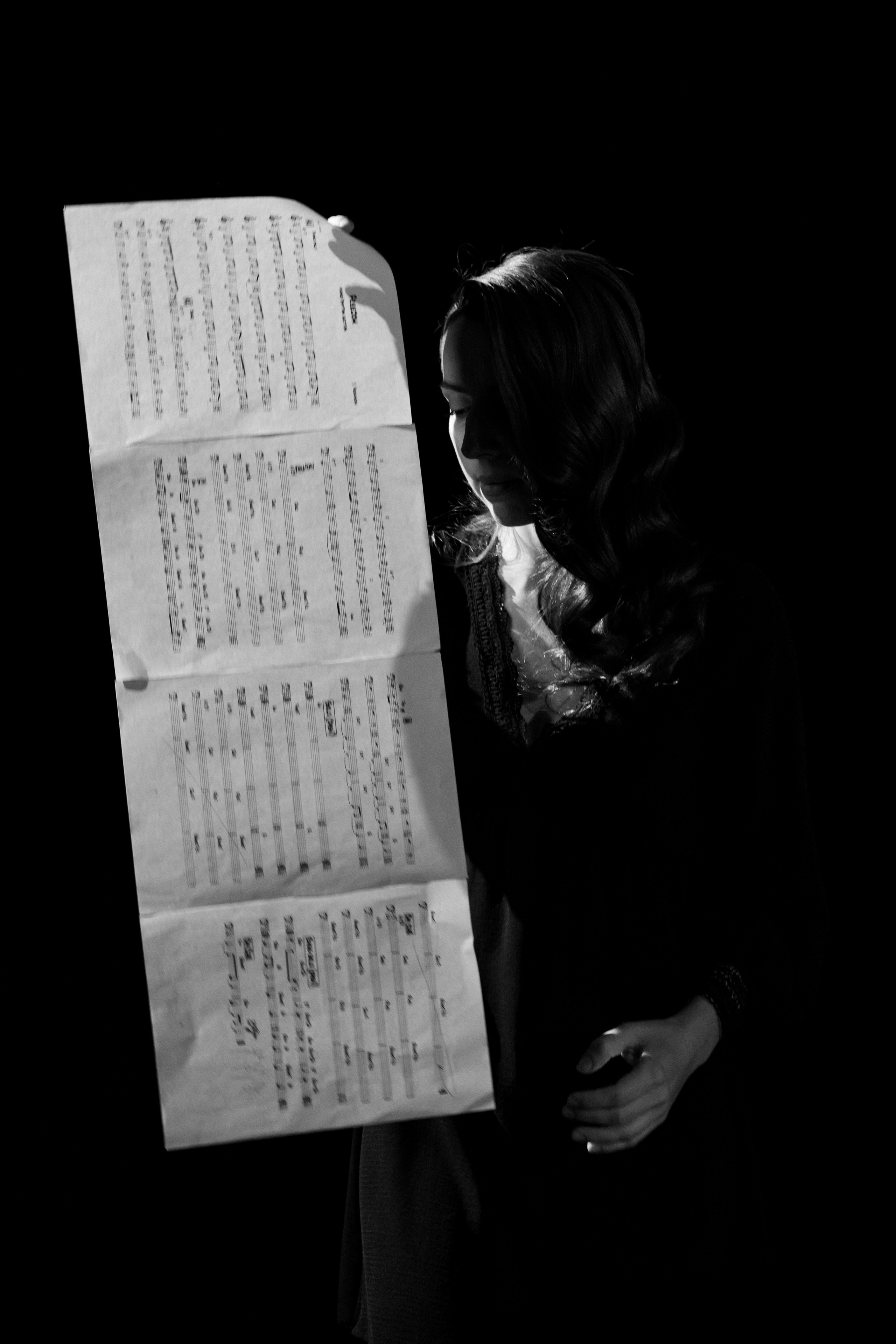 Композитор Юлия Перминова. Фотосъемка. Фотограф в Тюмени Даша Михнова. Портреты, фотопроекты, фотодни