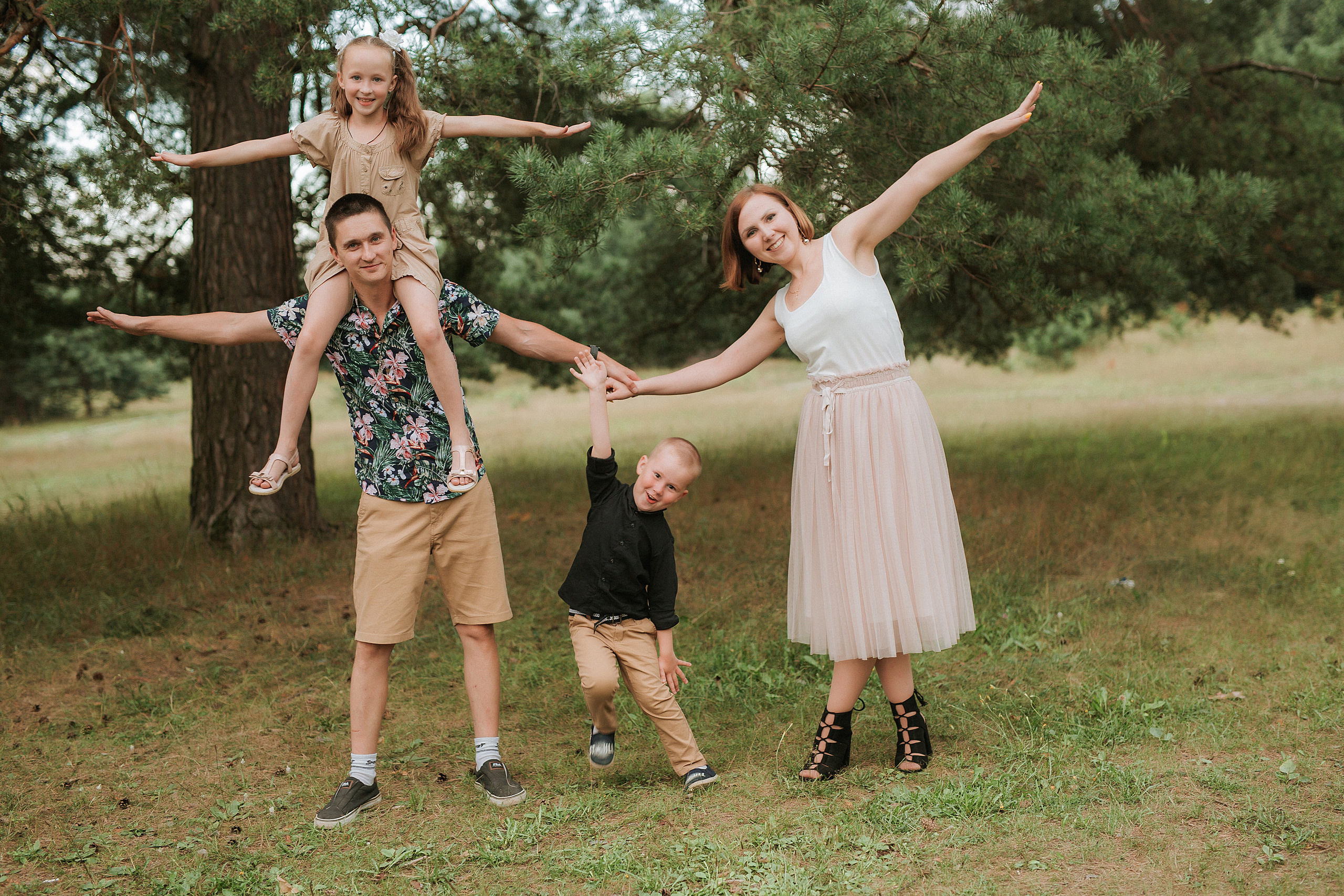 Анатолий, Карина, Василиса и Санёк / 01.08.2021. Свадебный, семейный фотограф в Дзержинске, Нижнем Новгороде Наталья Хр