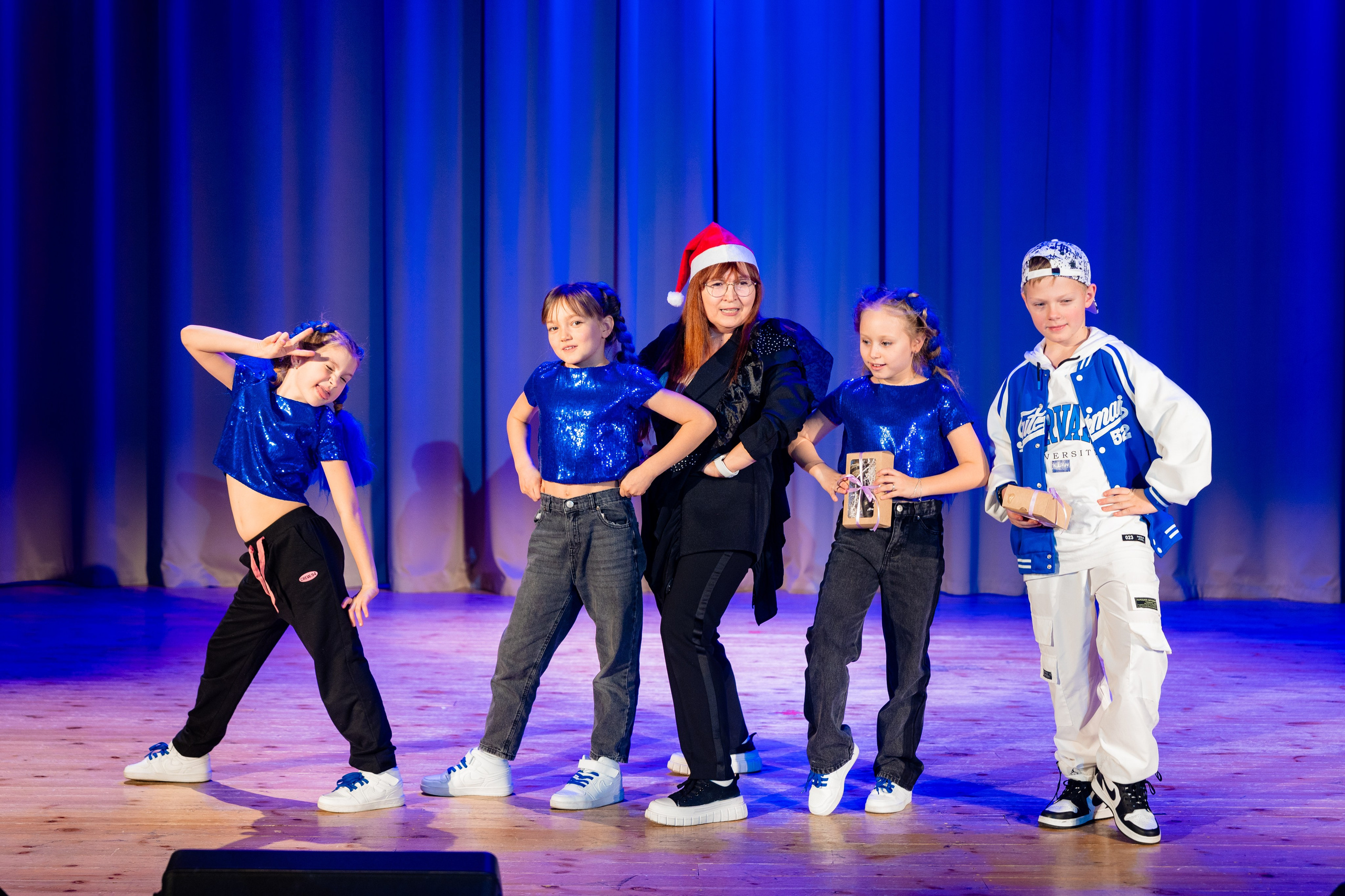 Концерт ДК Буривестник. Фотограф Никита Комаров