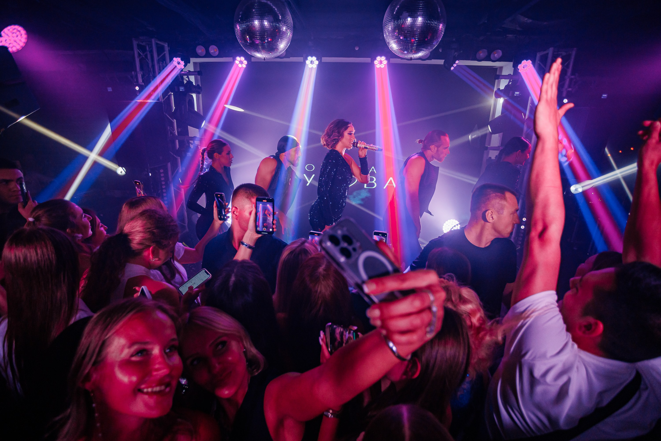 9 лет «Чайке на пляже» ОЛЬГА БУЗОВА_Ялта_9.08.2025 г. Аминов Руслан | Фотограф