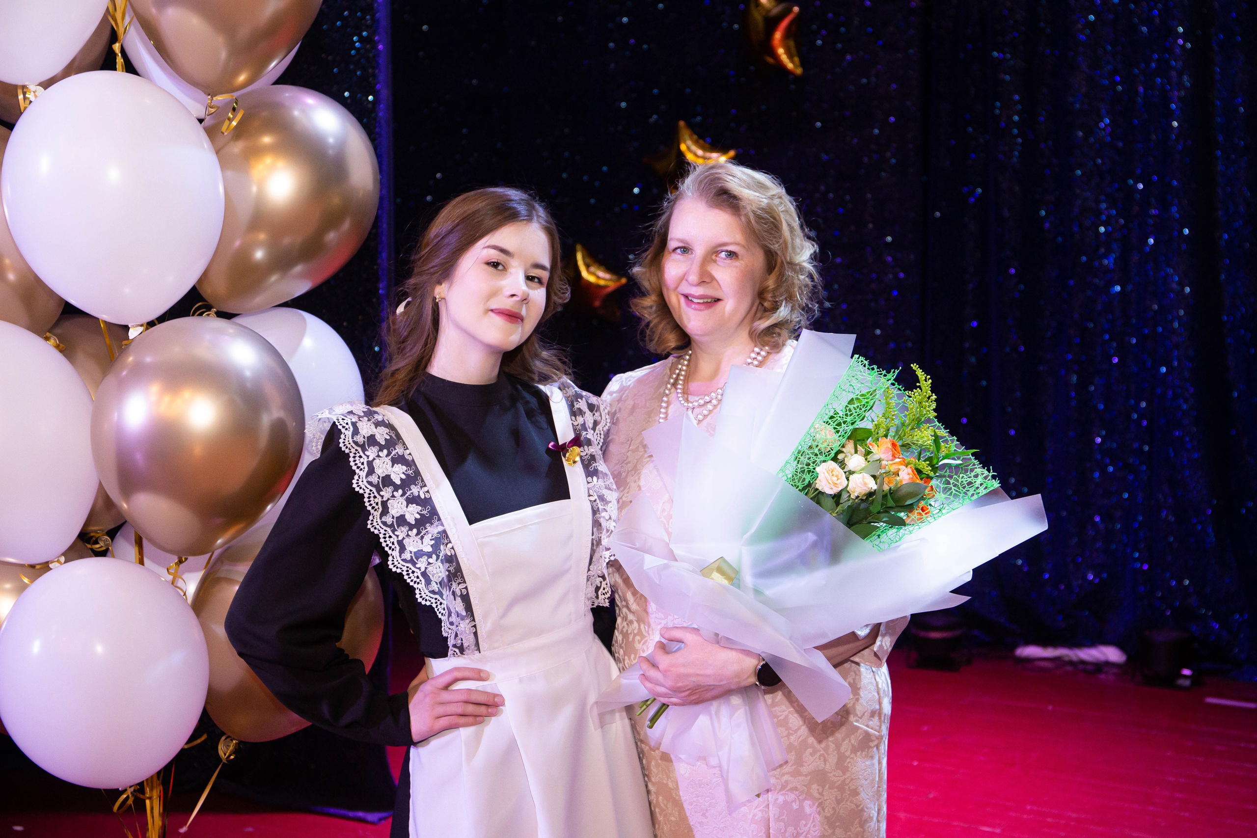 Последний звонок Черновская СОШ, 11 класс. Фотограф Дмитров и МО Валентина Халикова