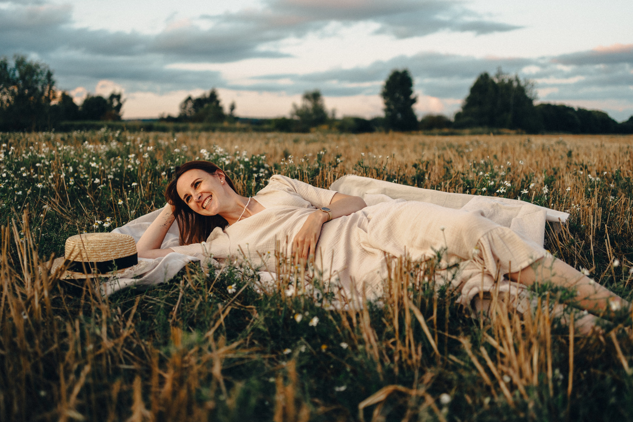 Малышка Арина в полях. Семейный и детский фотограф и видеограф в Москве, Серпухове и Тарусе Валерия Сорокина
