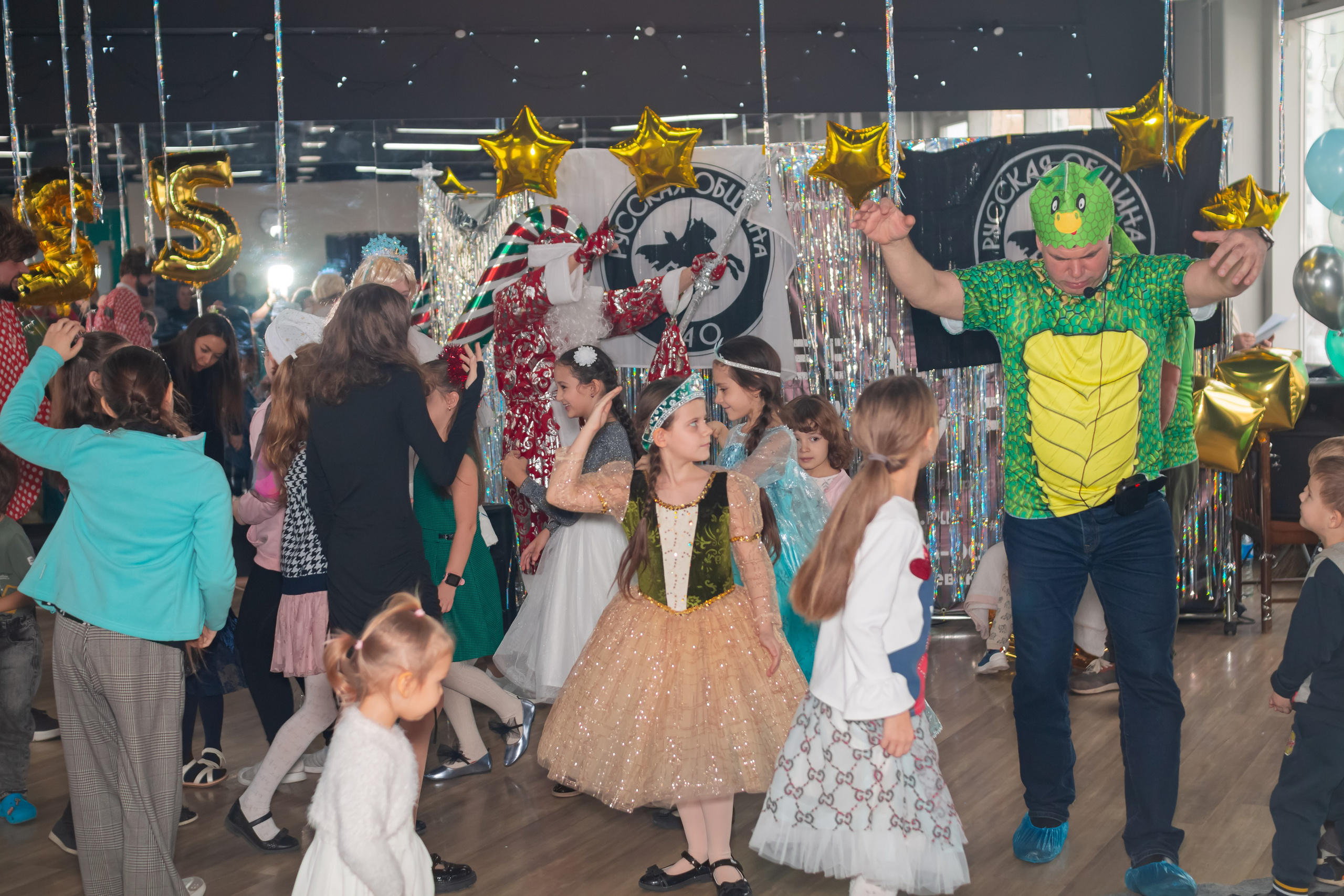 Новогодний праздник Русская Община ВАО. Фотограф Илья Варакин