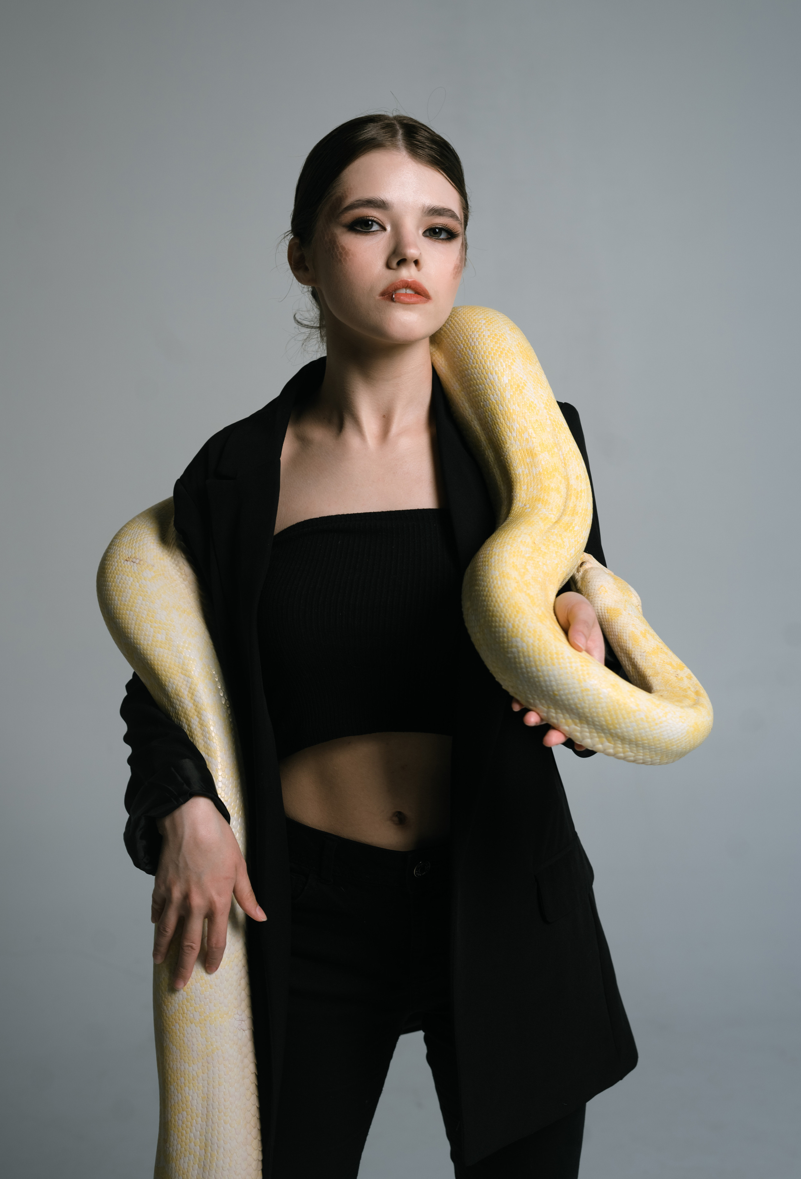 Змея. Фотограф Томск Новосибирск Елизавета Вахтеева