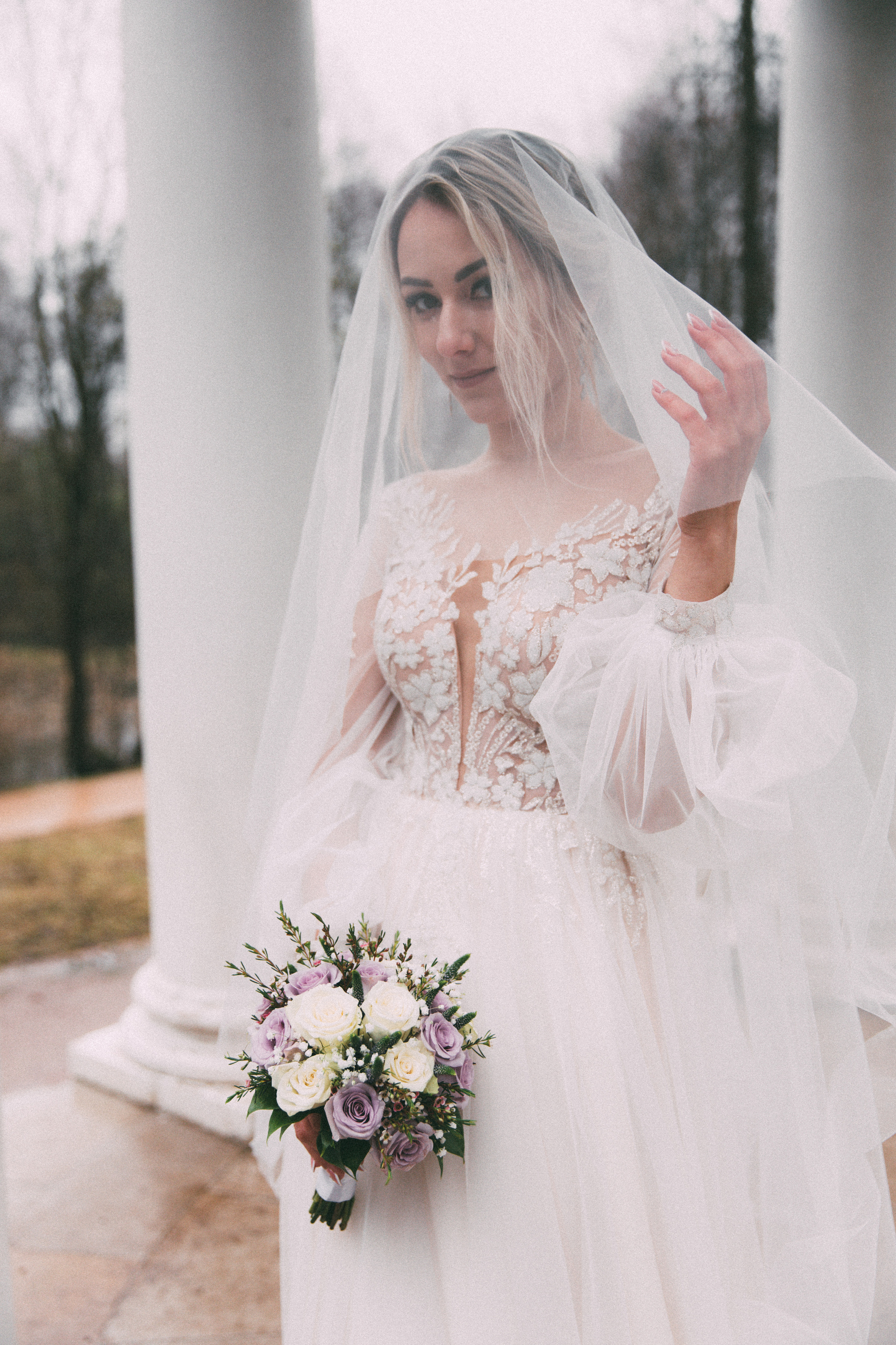 Анонс свадебных фотографий Алины и Славы в усадьбе Остафьево. Свадебный фотограф Домодедово Москва Катерина Алехина