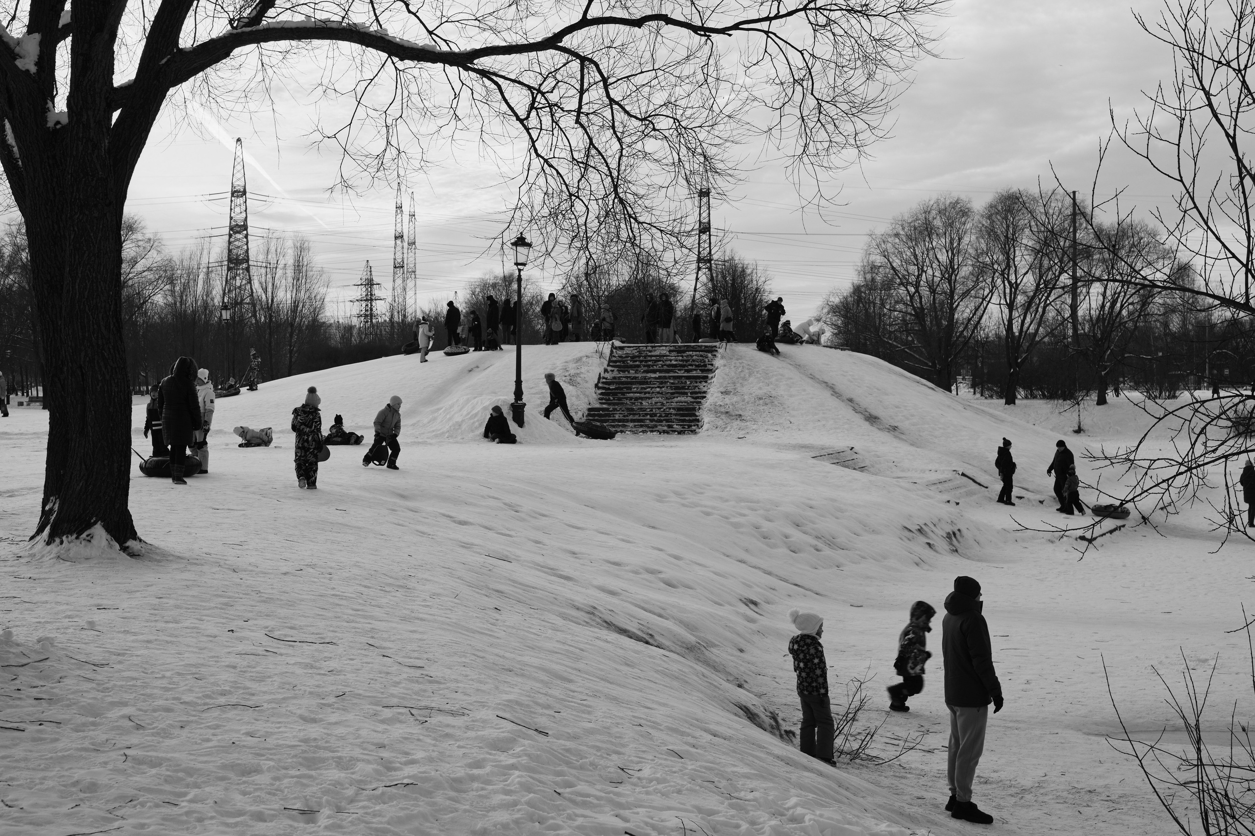 Зимний репортаж в Санкт-Петербурге — катание с горки | Филипп Линзин. Репортажный и портретный фотограф в Санкт-Петербурге Филипп Линзин