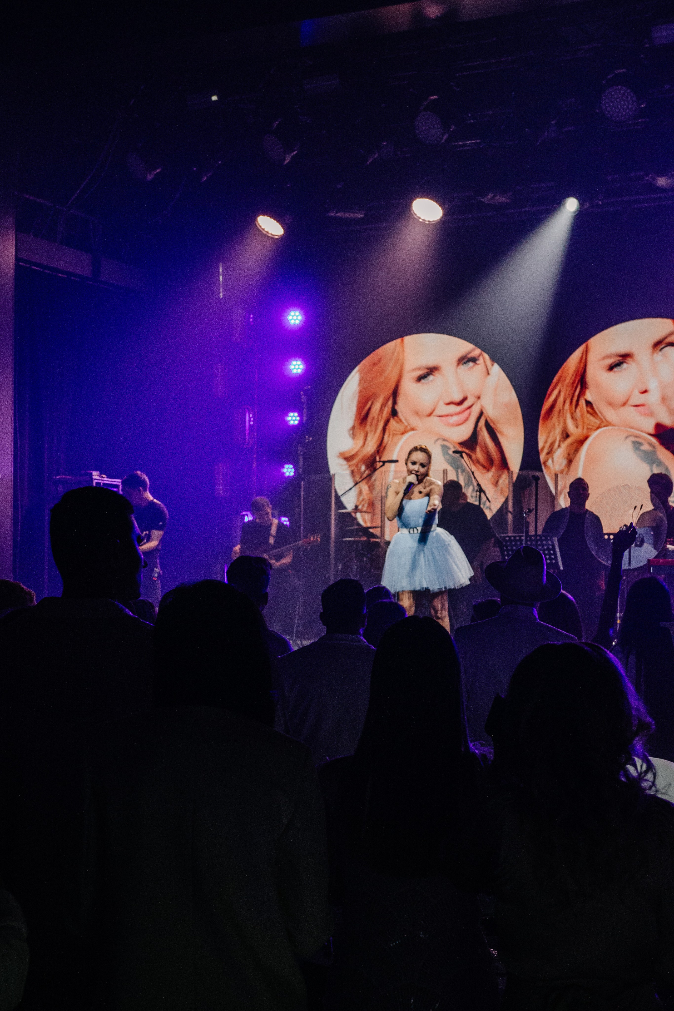 MakSим. Фотограф Москва — личные фотосессии, лавстори в студии