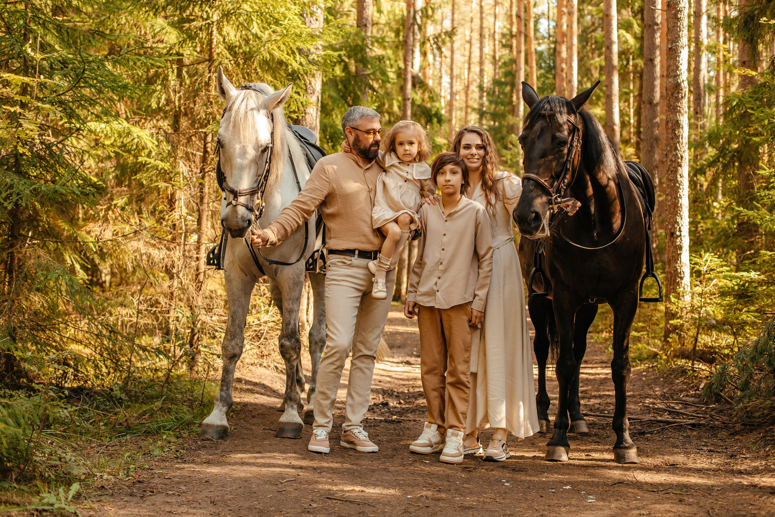 Надя семья в Токсово. Elena Sova — семейный и женский фотограф в Санкт-Петербурге