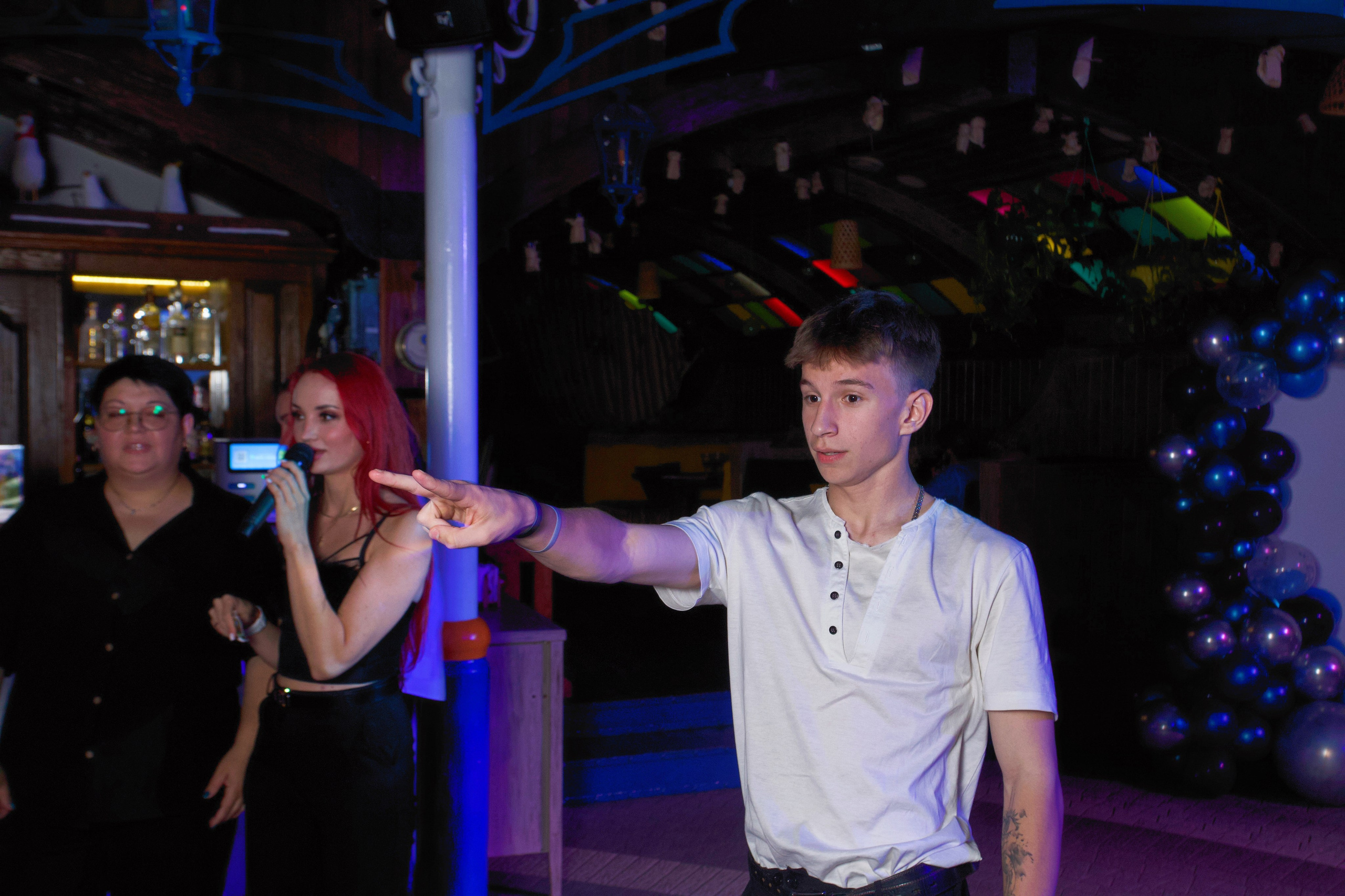 ВЫПУСКНОЙ «КОКОМО» 27.06.24. Репортажный фотограф Анапа