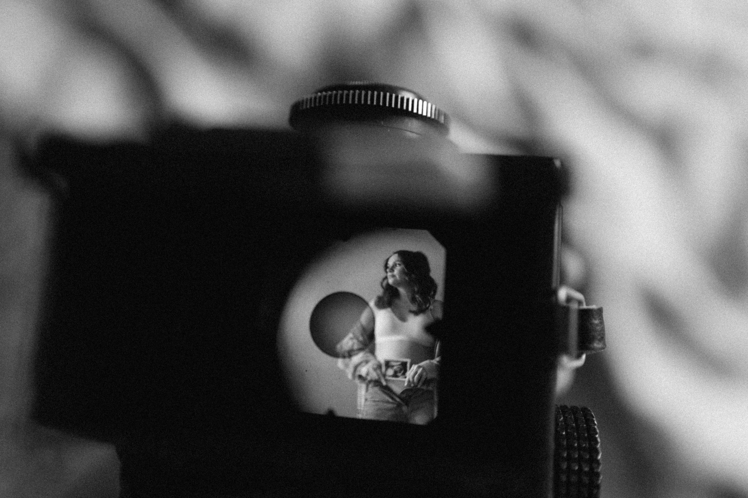 Фотосессия влюбленных в маленькой квартирке. Семейный свадебный фотограф Екатеринбург Первоуральск Шарнина Алёна