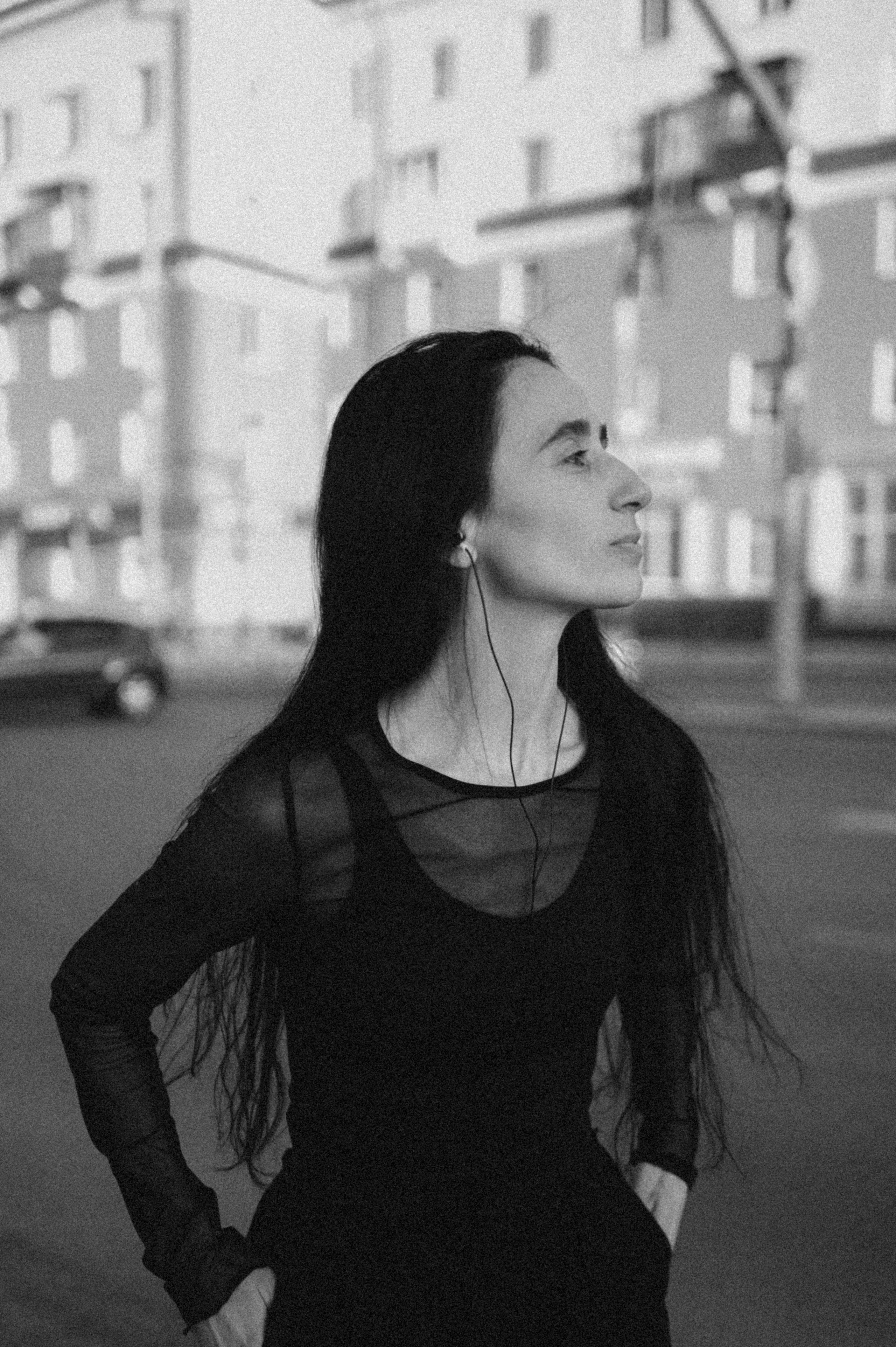 Портретная фотосессия с цветущими деревьями. Семейный свадебный фотограф Екатеринбург Первоуральск Шарнина Алёна