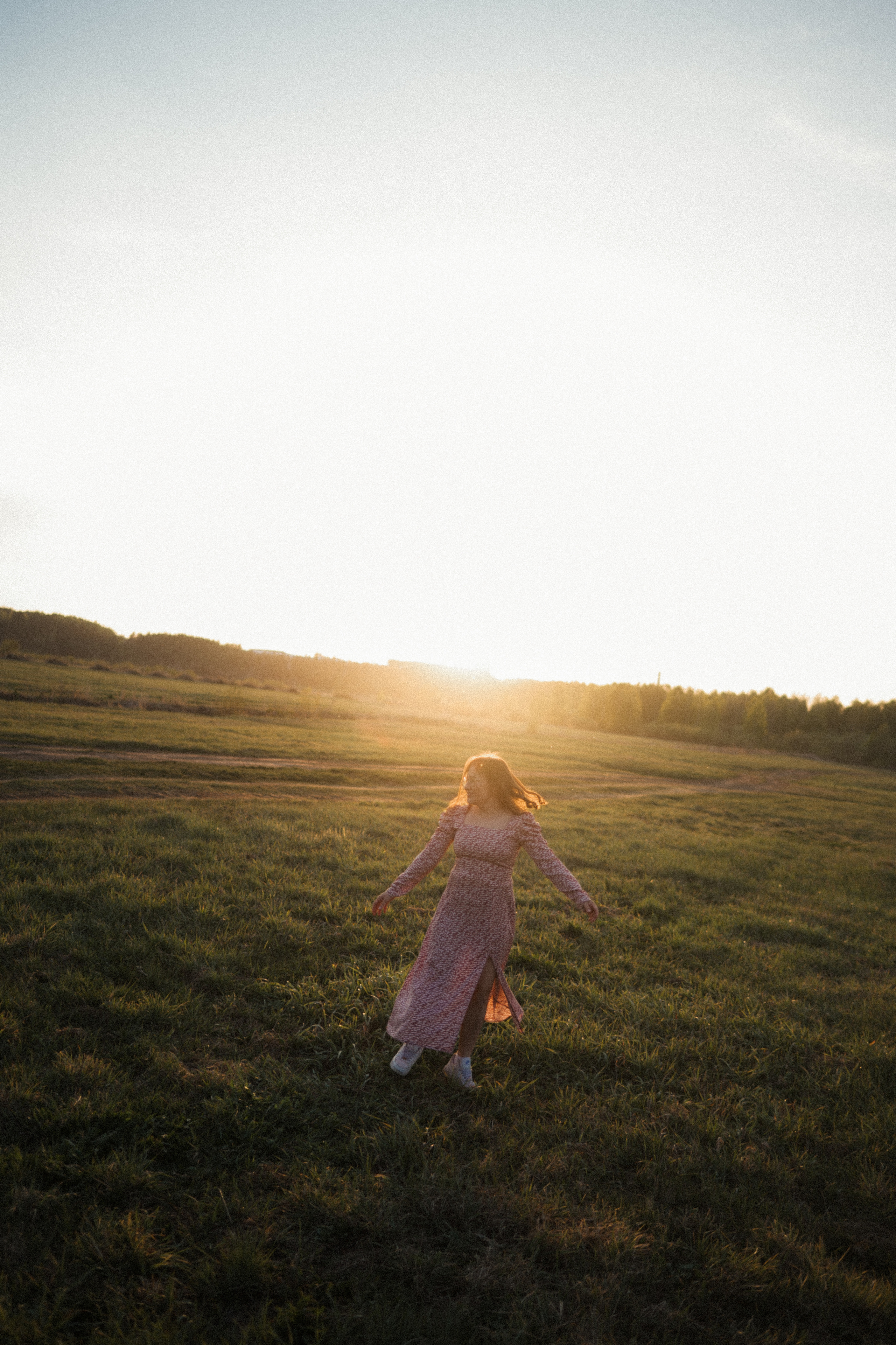 Семейная фотосессия на поле. Семейный свадебный фотограф Екатеринбург Первоуральск Шарнина Алёна