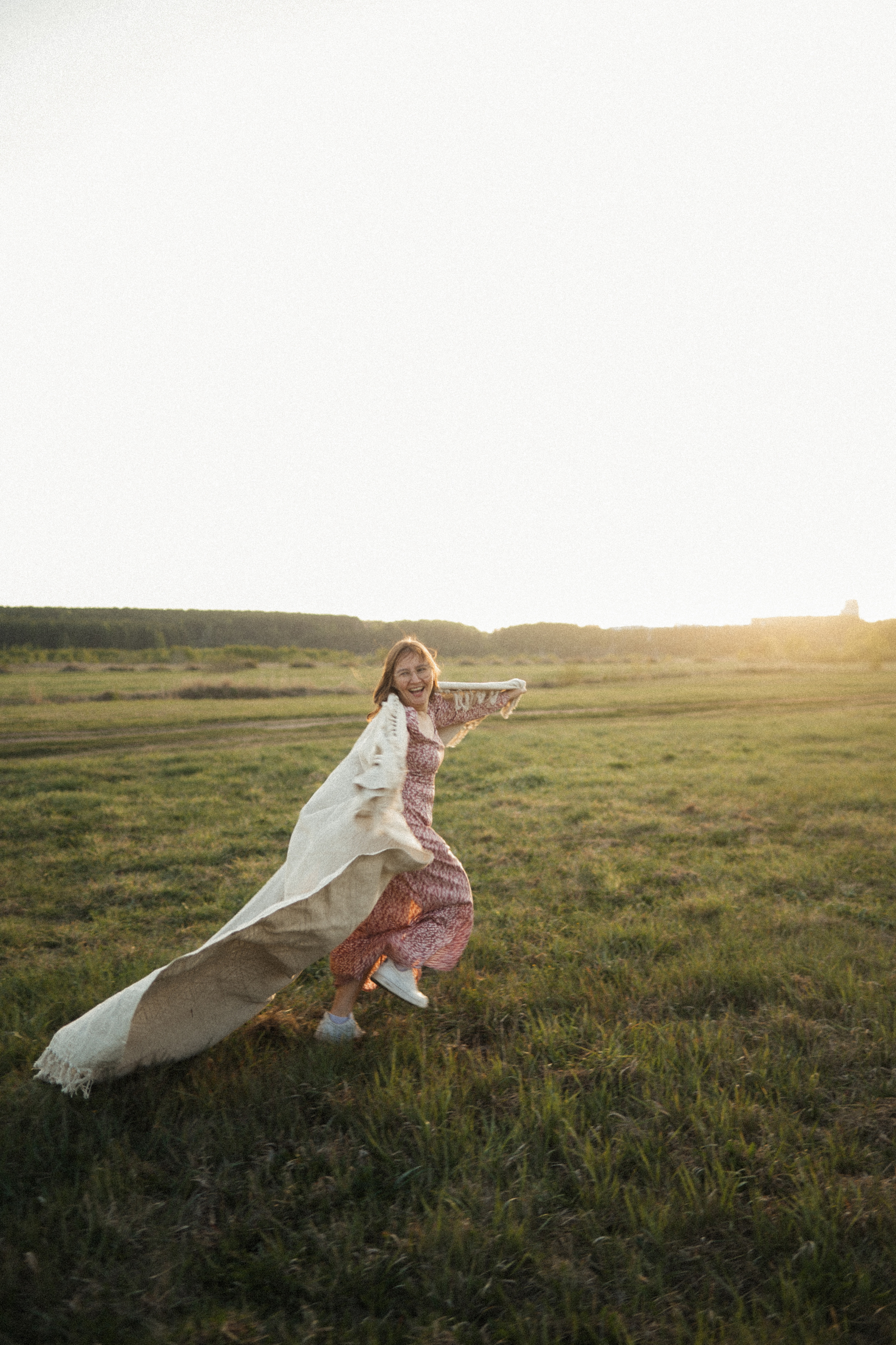 Семейная фотосессия на поле. Семейный свадебный фотограф Екатеринбург Первоуральск Шарнина Алёна