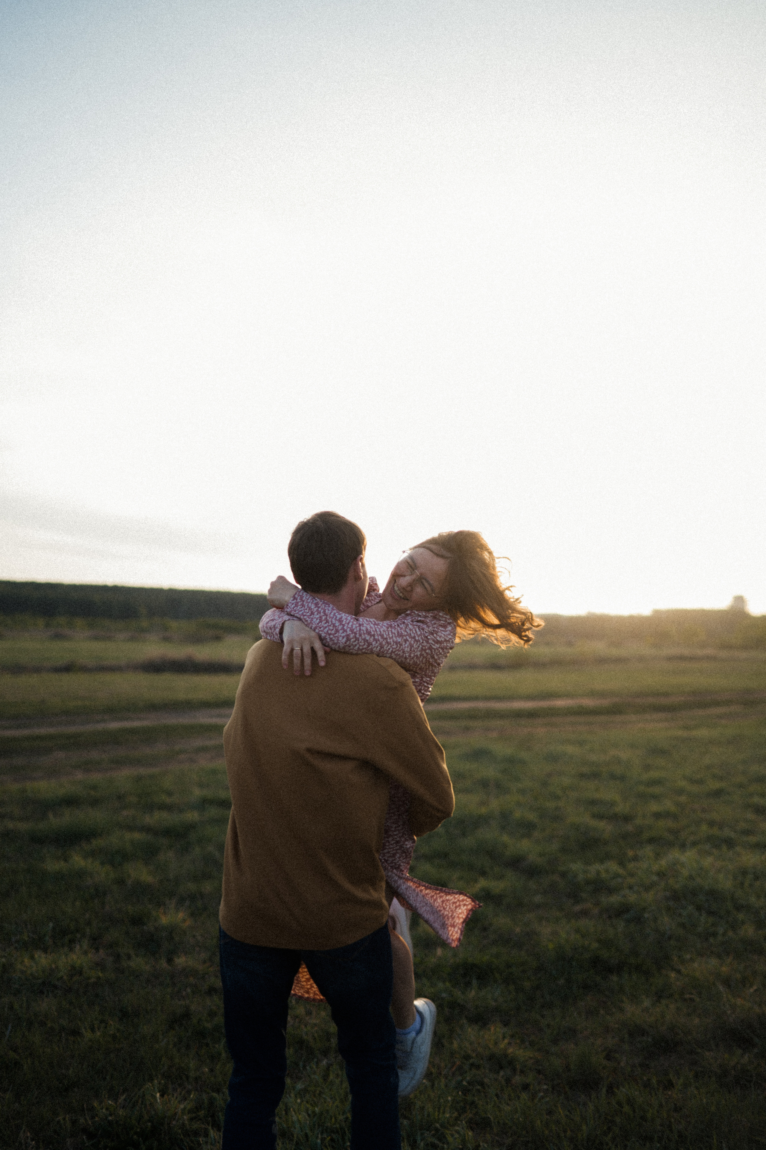 Семейная фотосессия на поле. Семейный свадебный фотограф Екатеринбург Первоуральск Шарнина Алёна