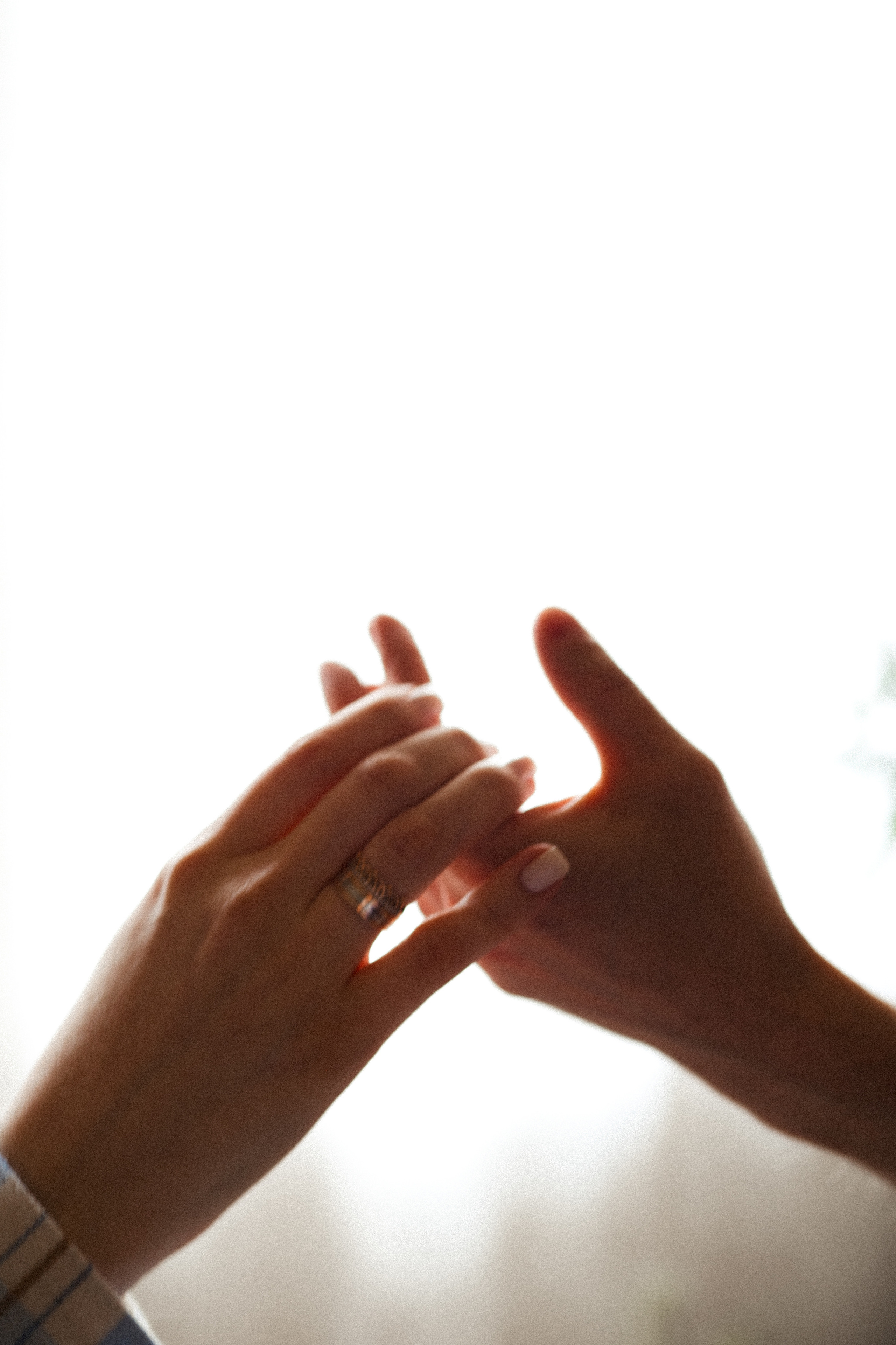 Фотосессия влюбленных в маленькой квартирке. Семейный свадебный фотограф Екатеринбург Первоуральск Шарнина Алёна