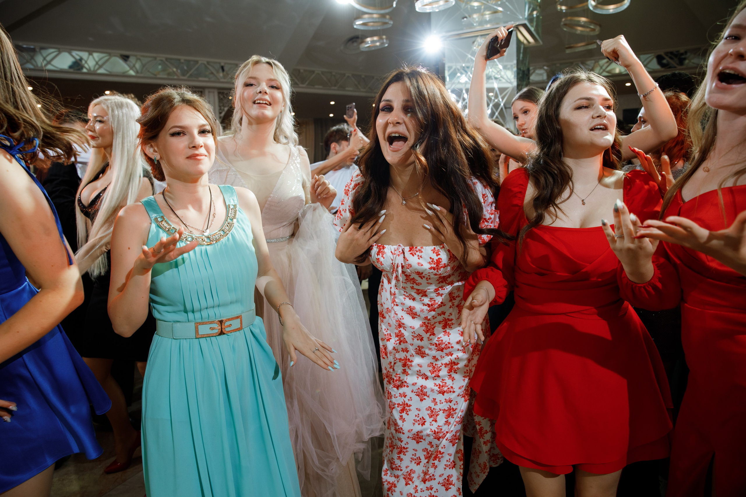 Выпускной_2024. Фотограф Илья Чудин в Саратове