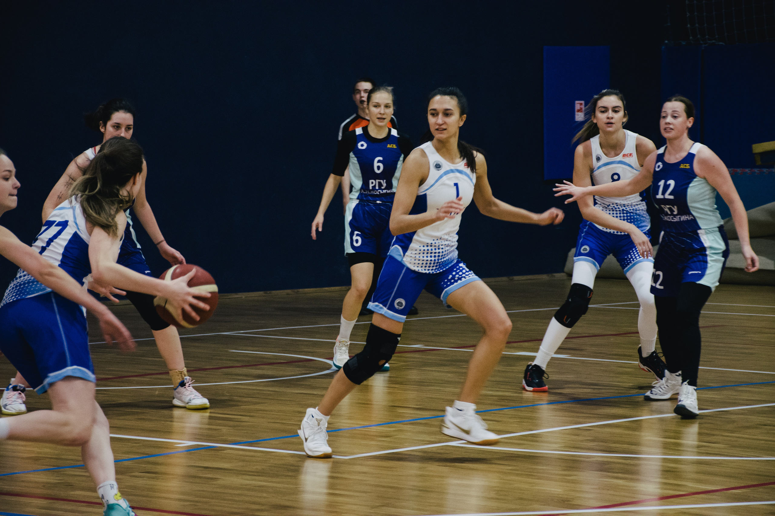 Баскетбол. Фотограф в Москве. Индивидуальные и парные съёмки, мероприятия, промо-съёмки для артистов