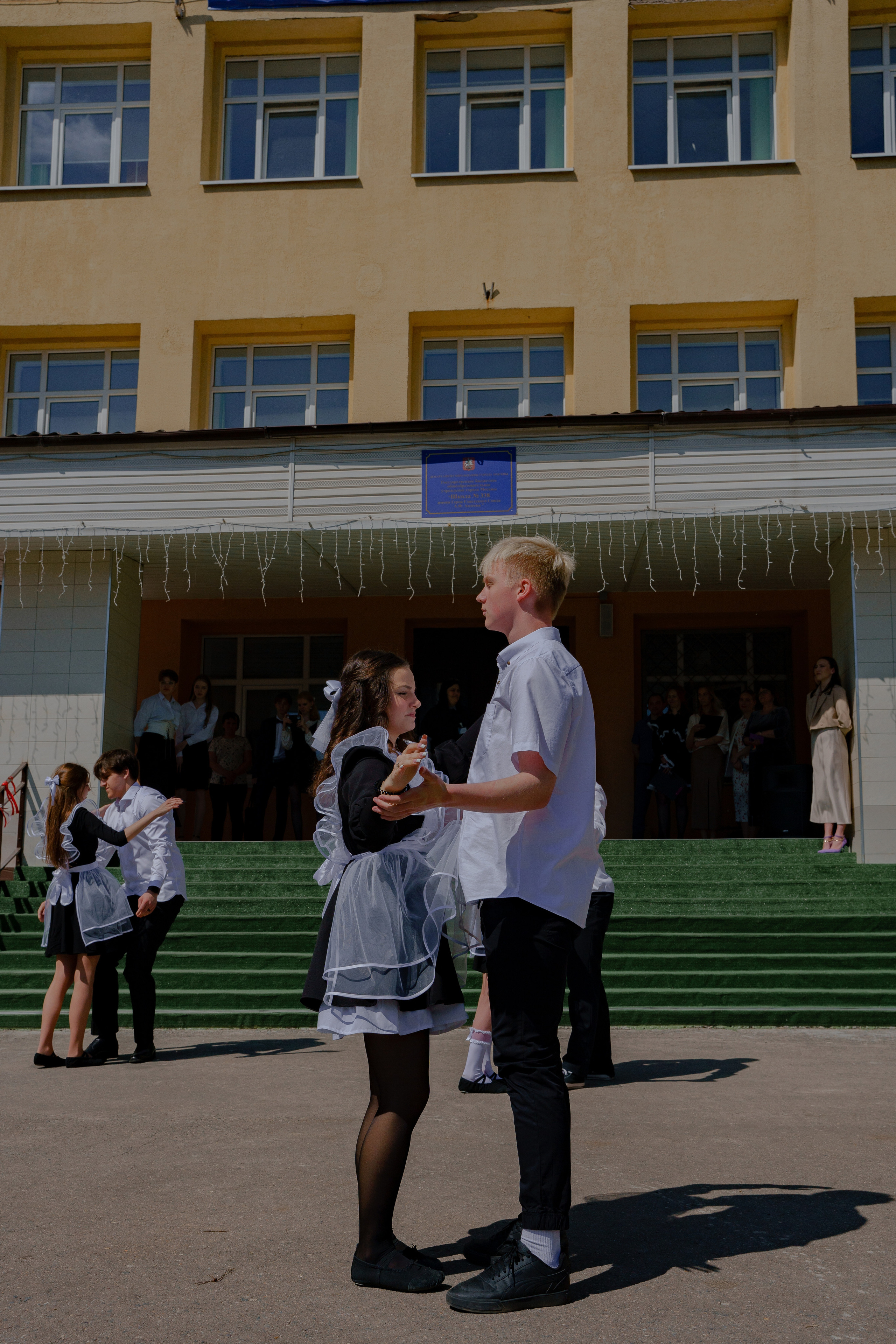 Сергей Дружинин фотограф на последний звонок и выпускной Москва. Репортажный фотограф Москва Сергей Дружинин