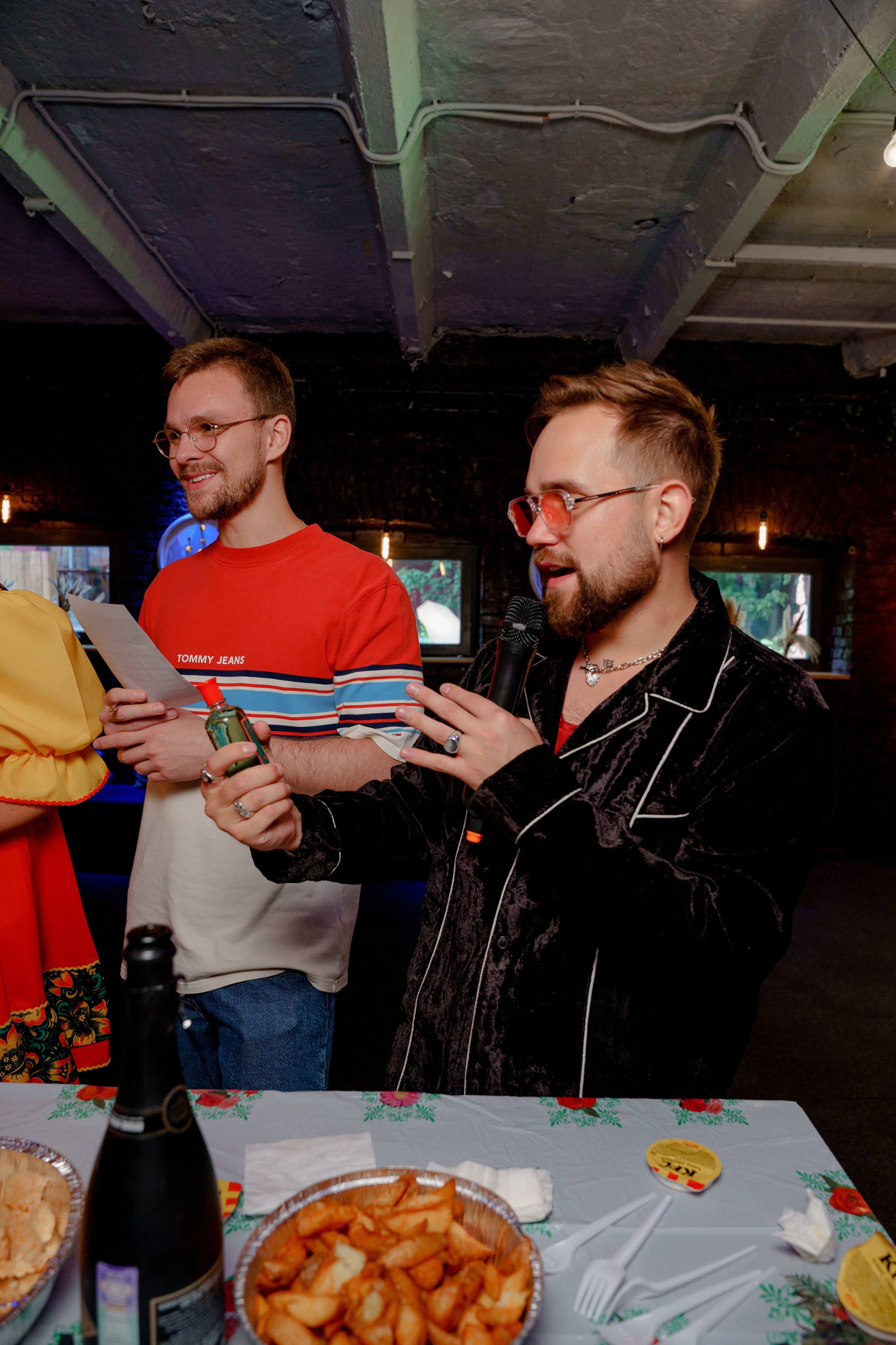 Фотограф на вечеринку в стиле «Деревня дураков» Москва. Репортажный фотограф Москва Сергей Дружинин