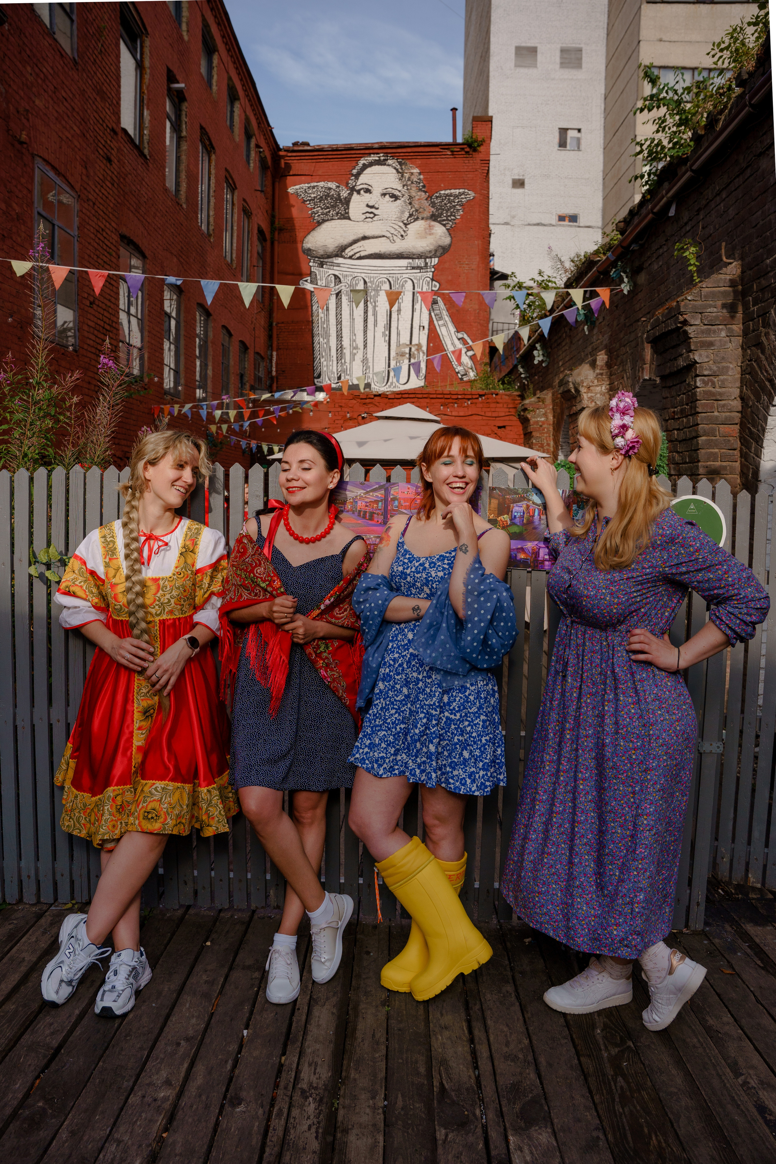 Фотограф на вечеринку в стиле «Деревня дураков» Москва. Репортажный фотограф Москва Сергей Дружинин