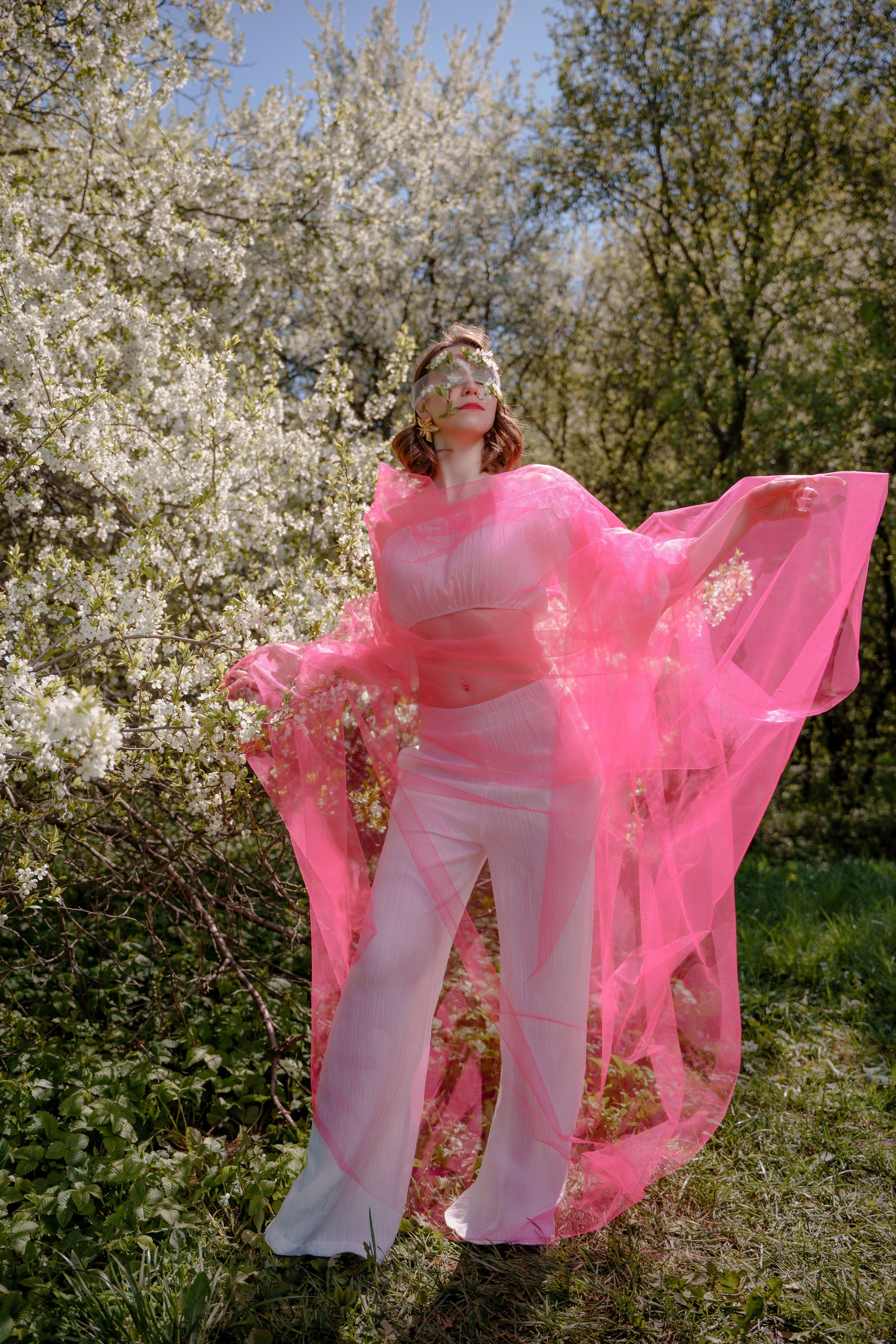 Фотограф на фотосессию с цветением в Москве. Репортажный фотограф Москва Сергей Дружинин