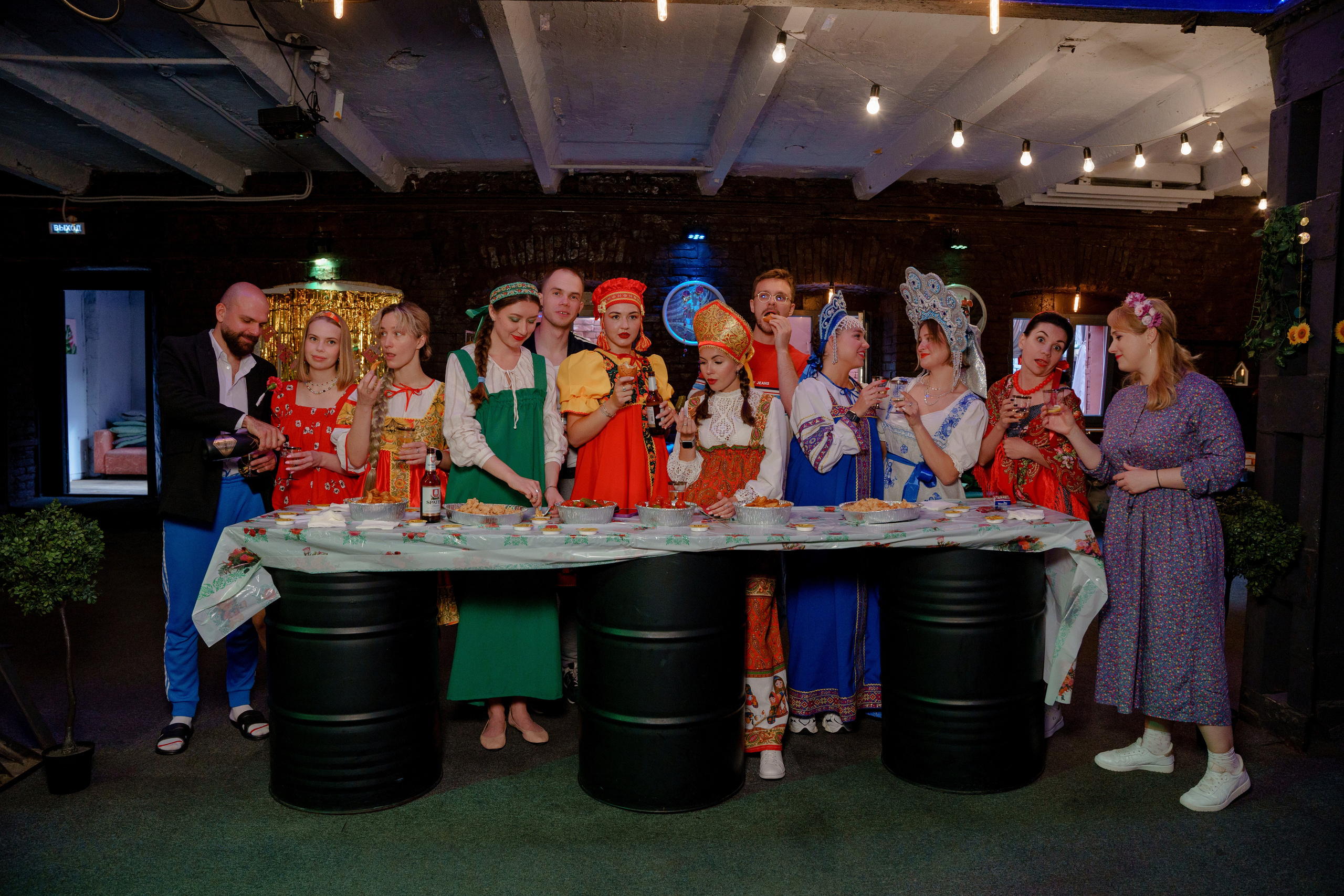 Фотограф на вечеринку в стиле «Деревня дураков» Москва. Репортажный фотограф Москва Сергей Дружинин