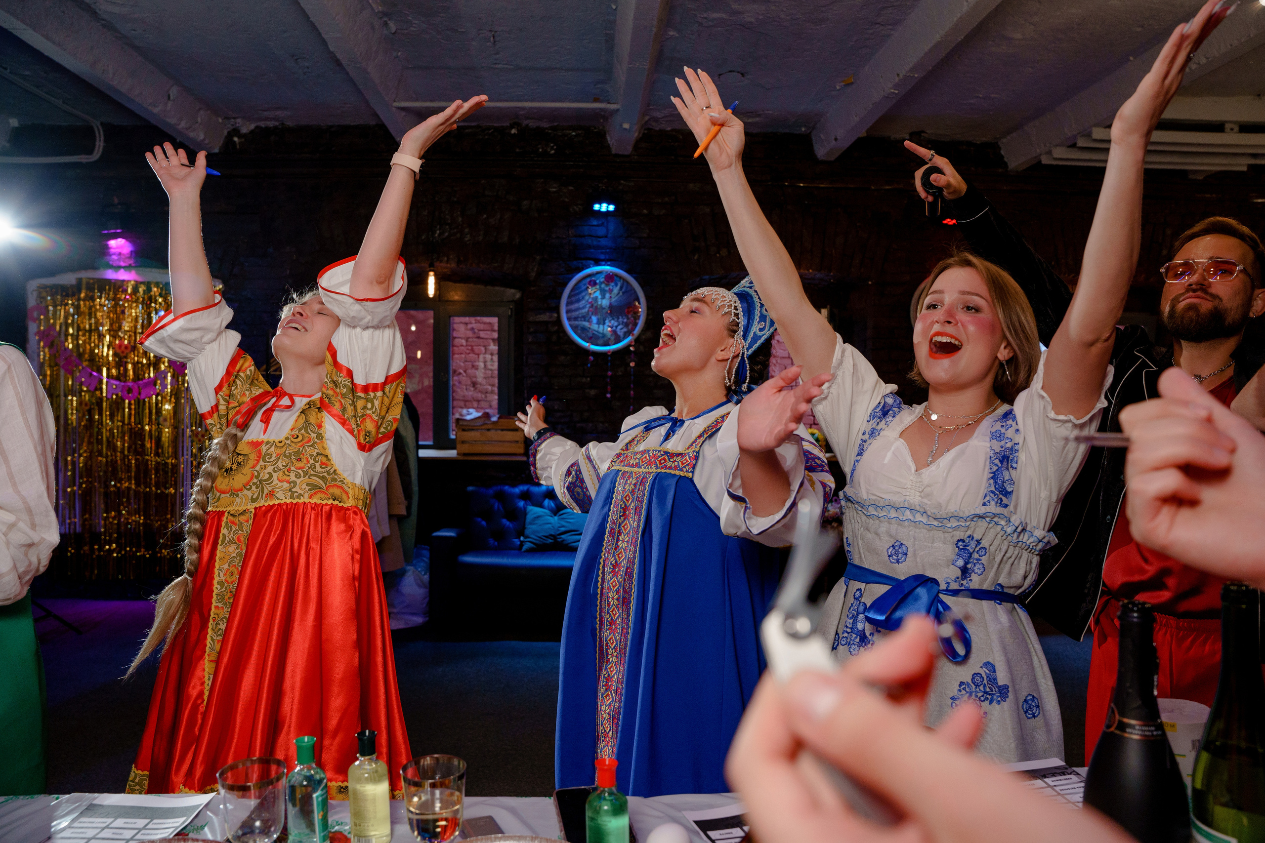 Фотограф на вечеринку в стиле «Деревня дураков» Москва. Репортажный фотограф Москва Сергей Дружинин