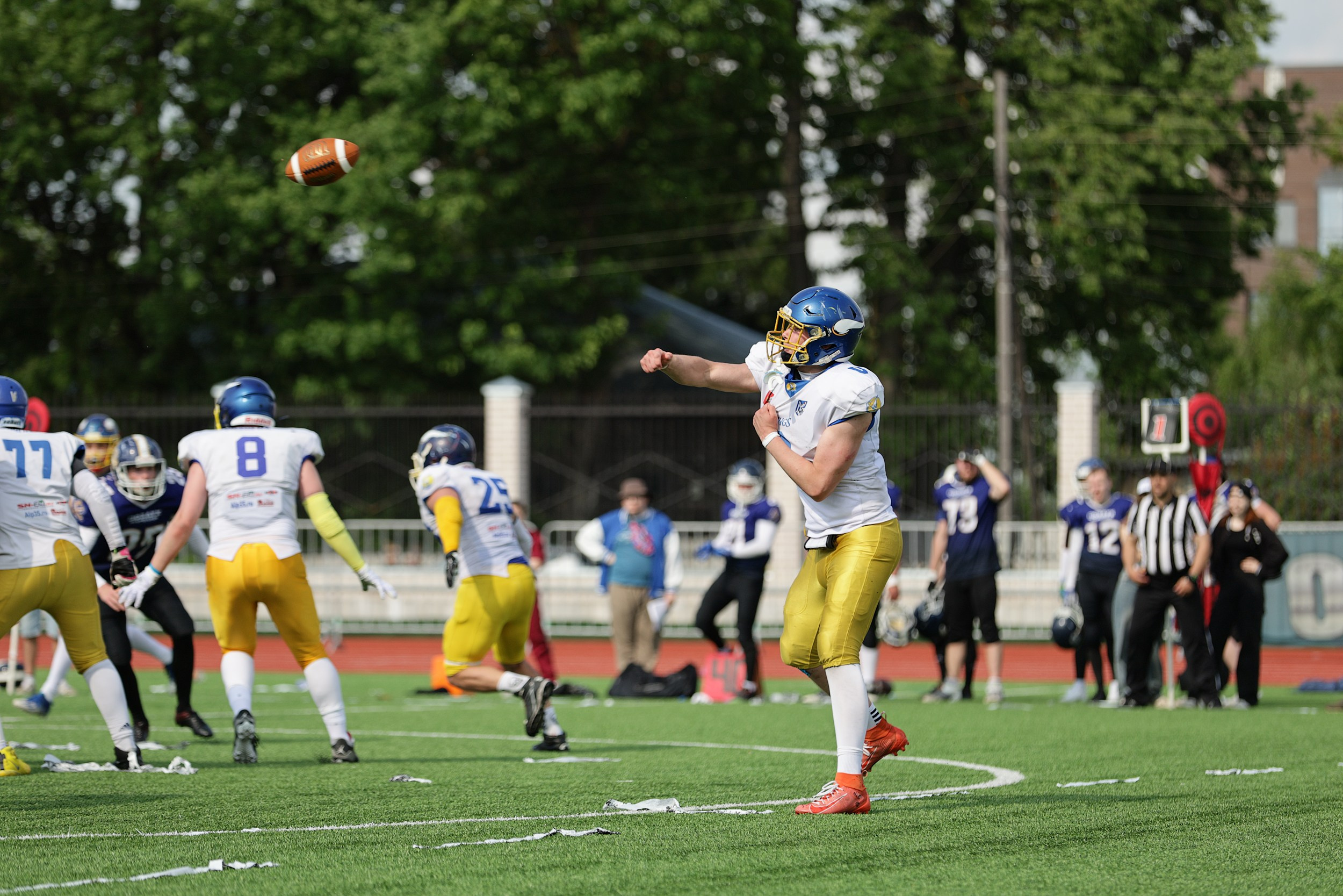 Американский футбол