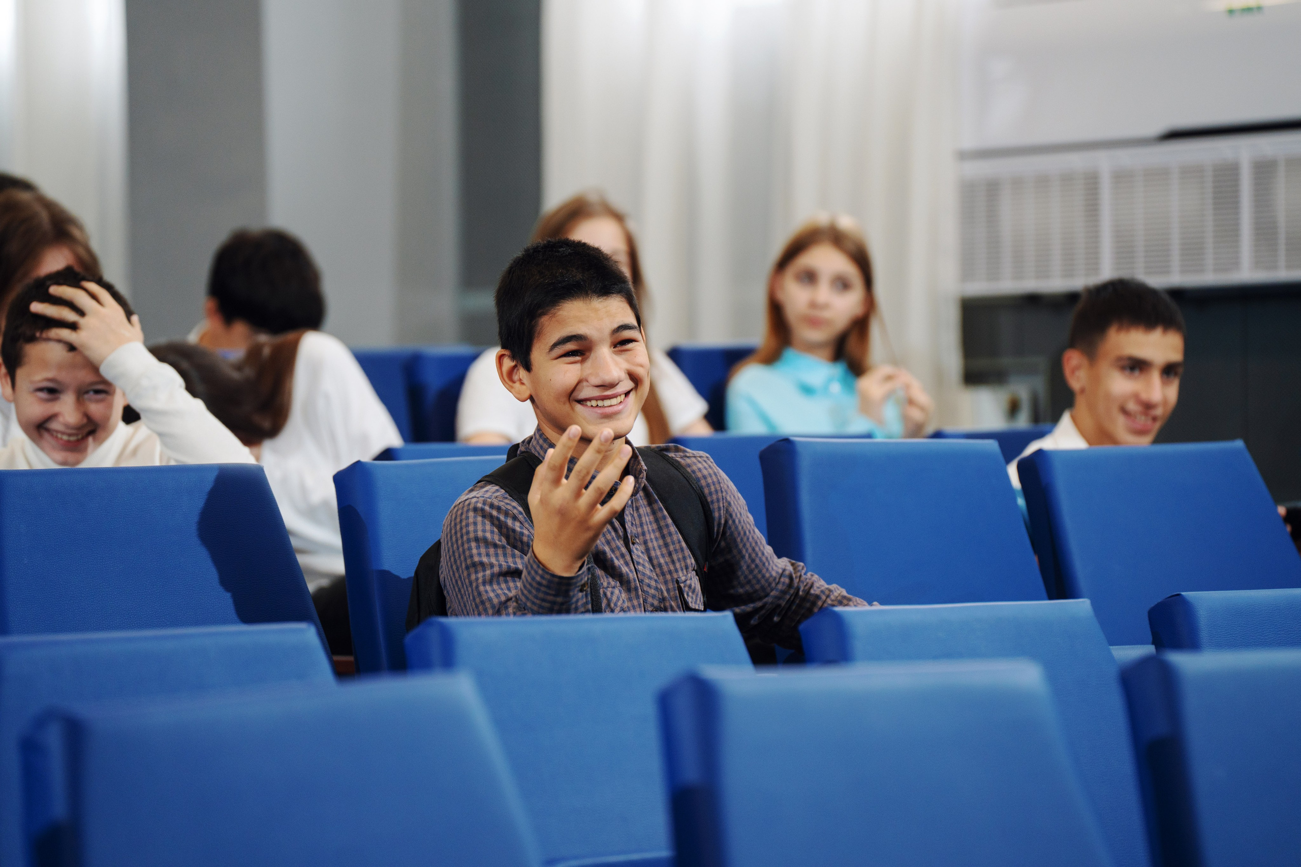 Лекция по киберспорту в школе № 2, п. Энем