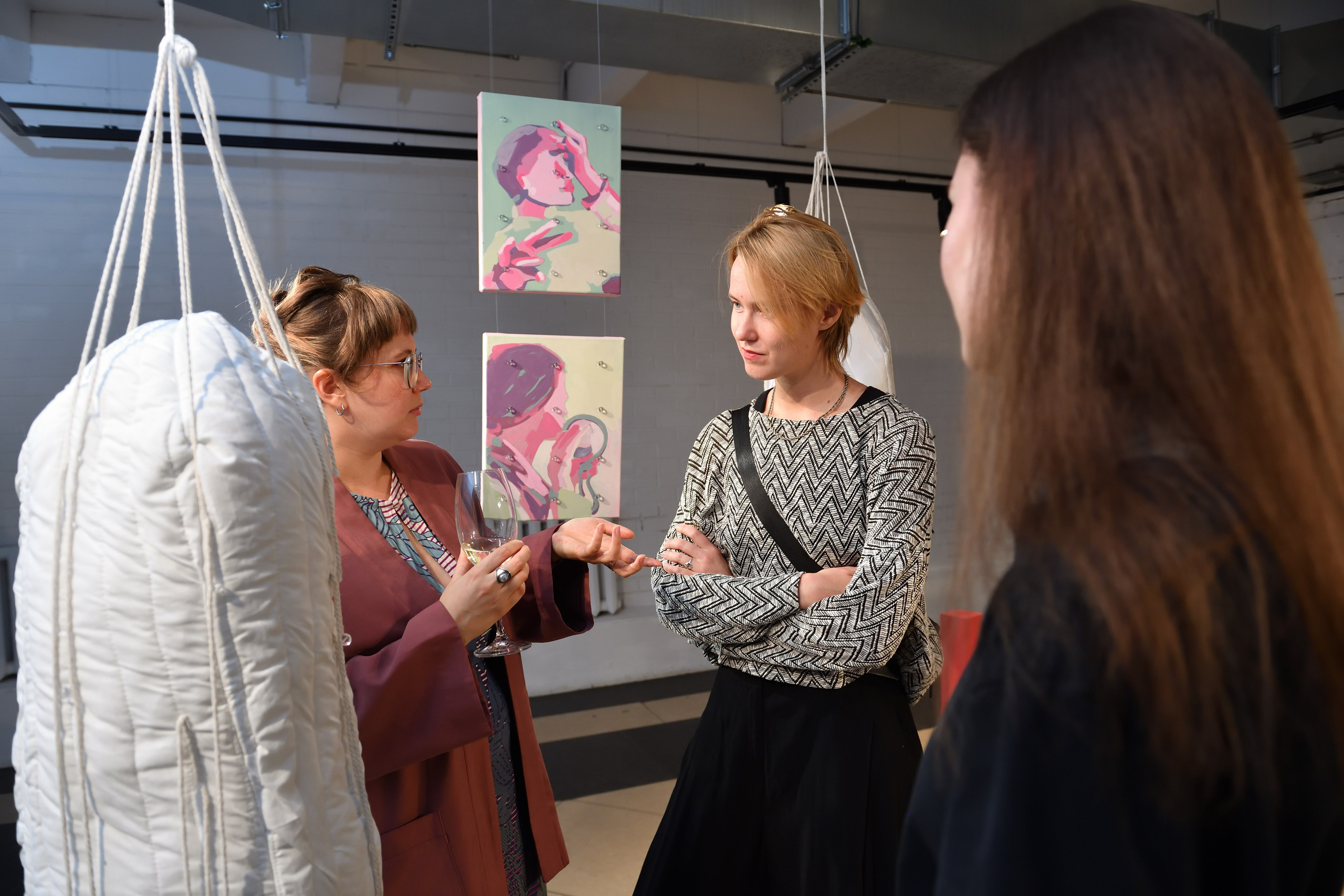 У (единение) дуэтная выставка. Современный художник в Москве Анастасия Малиновская