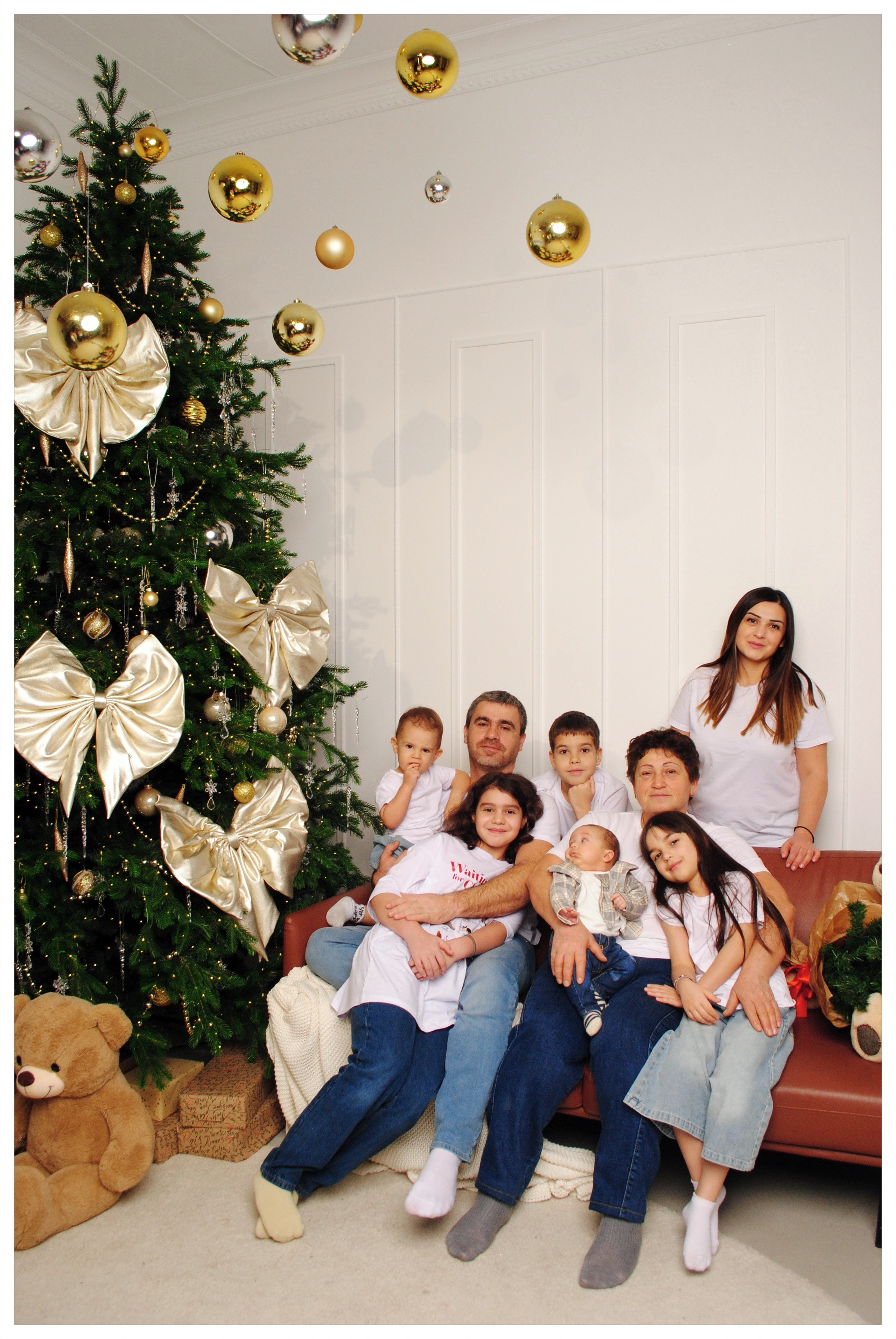 Большая греческая семья. Фотограф Мария Мусаелян
