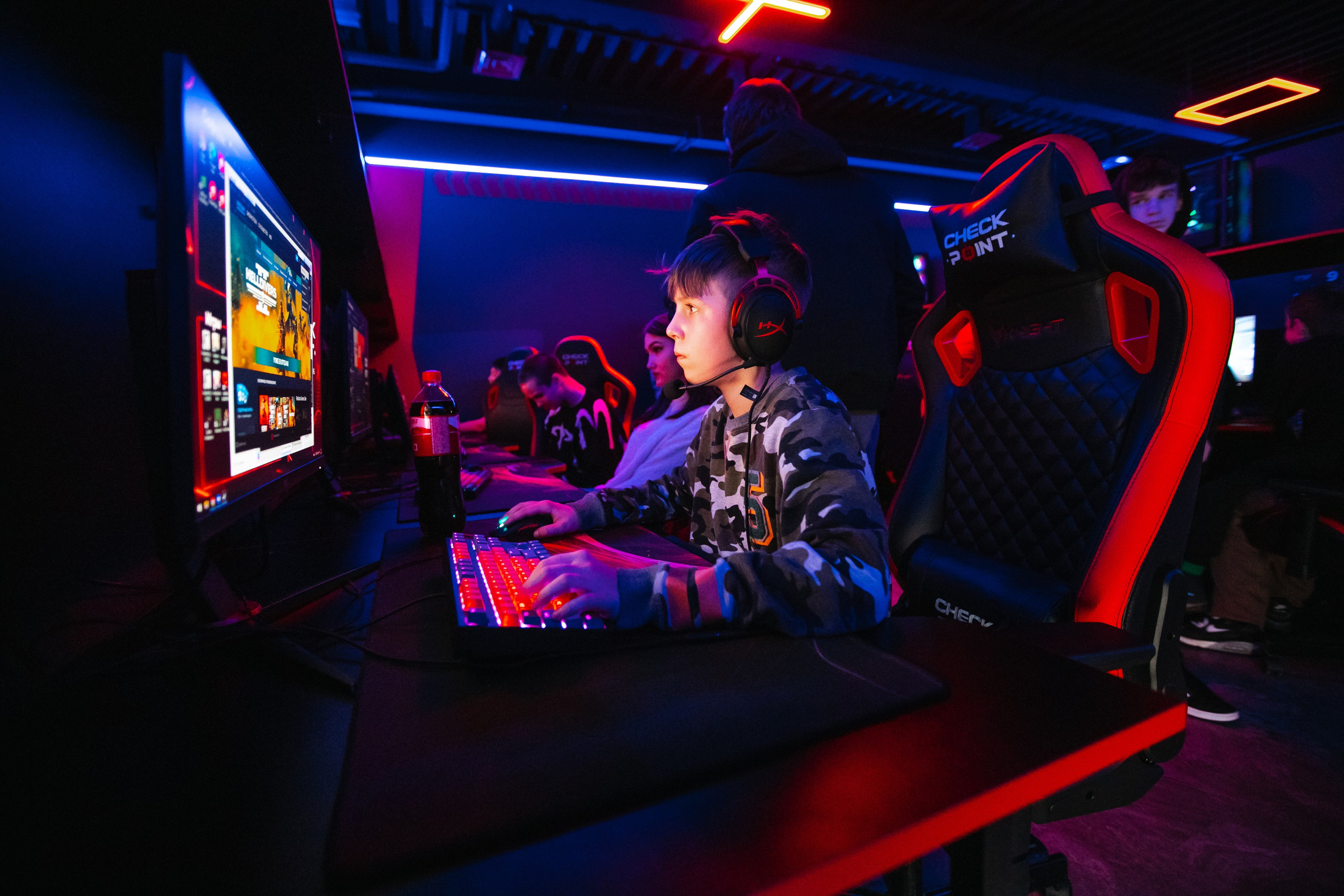 Открытие клуба Checkpoint 2. Роман Урумбаев фотограф Нижневартовск