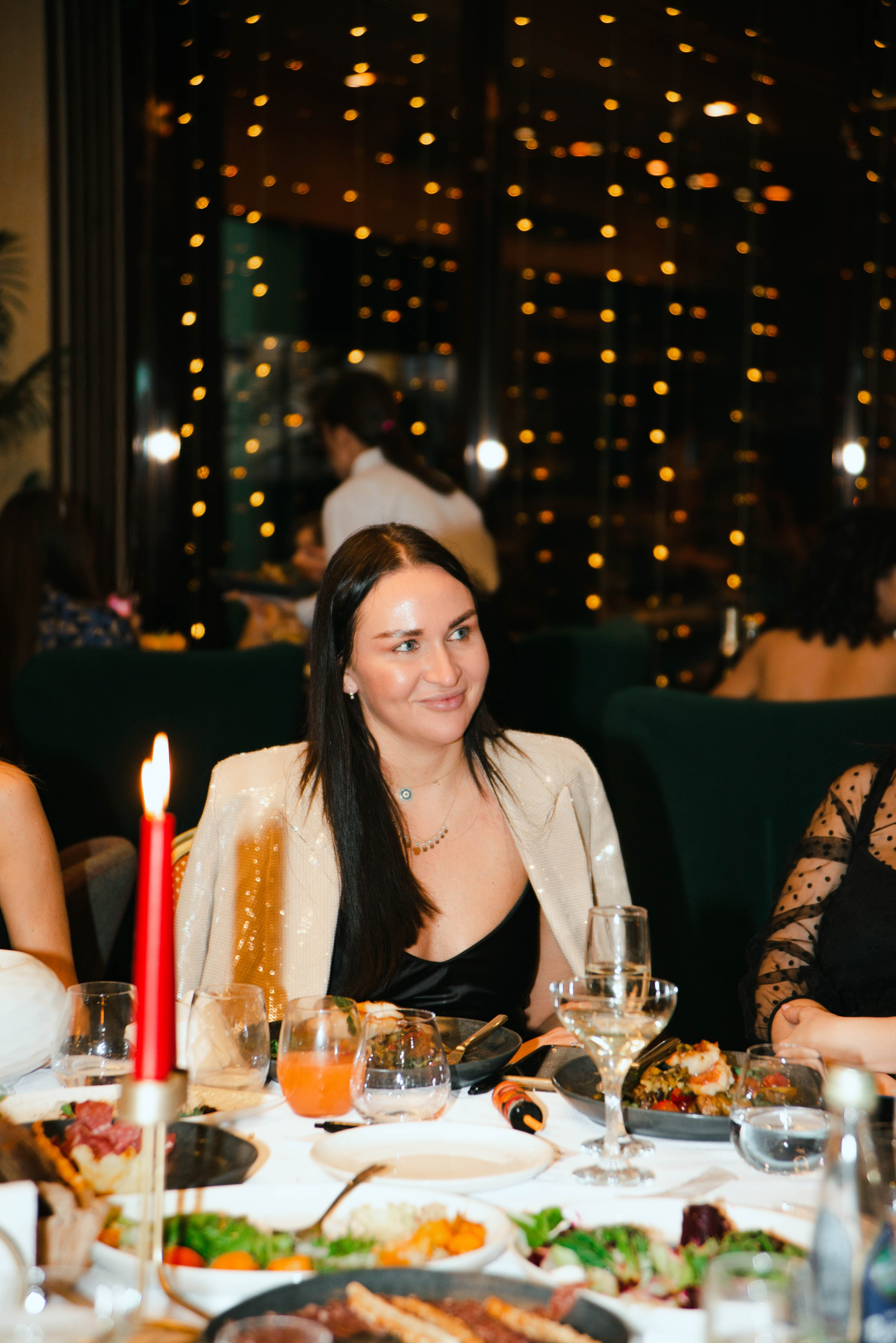 Праздник в стенах клубного пространства «Своя Среда». Ксения Glossa. Портретный и репортажный фотограф в Самаре